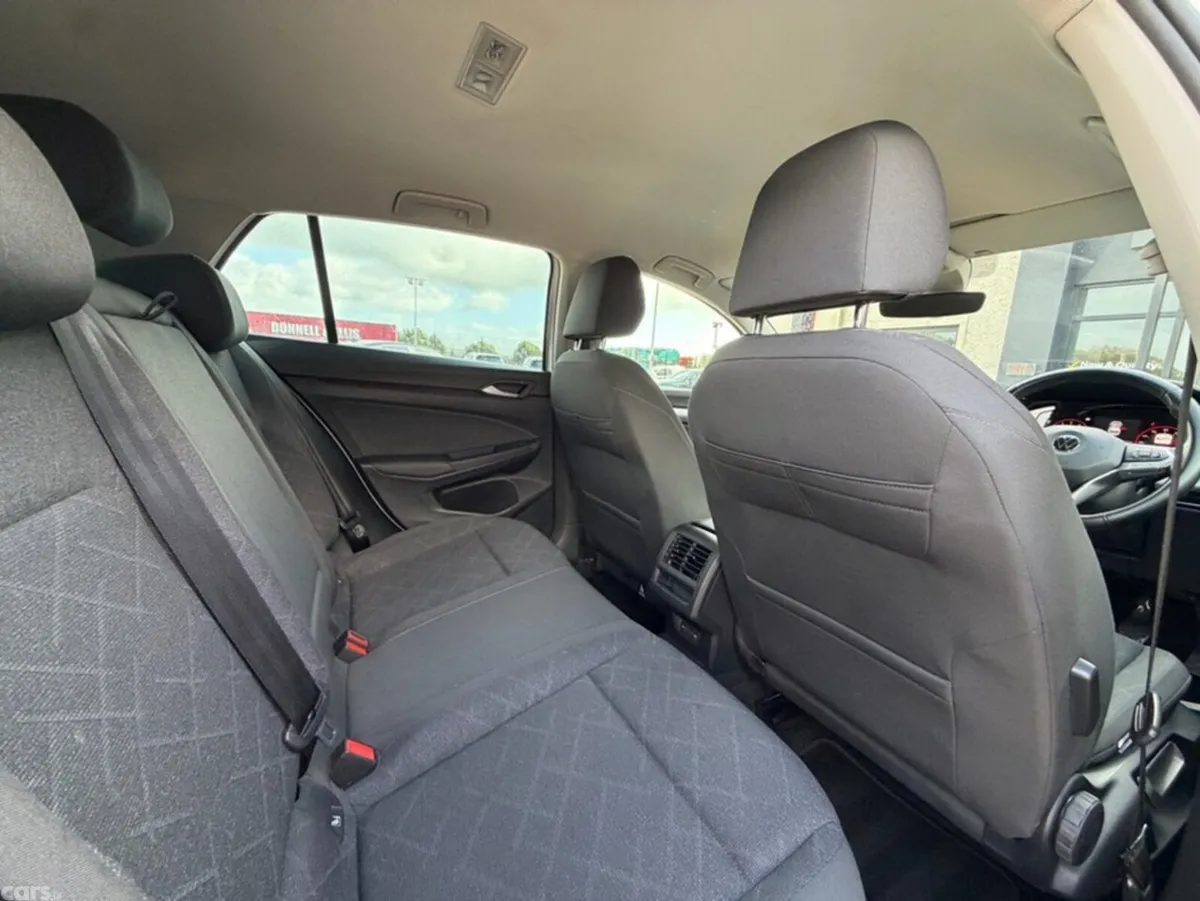 Volkswagen Golf Hatchback, Petrol, 2023, White
