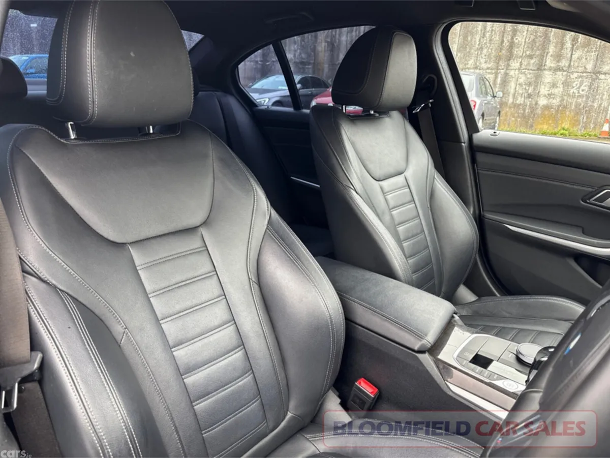 BMW 3-Series Saloon, Diesel, 2019, White