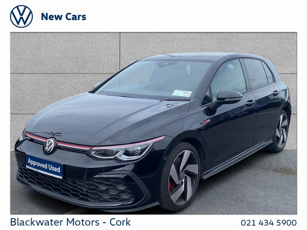 Volkswagen Golf Estate, Diesel, 2023, Black