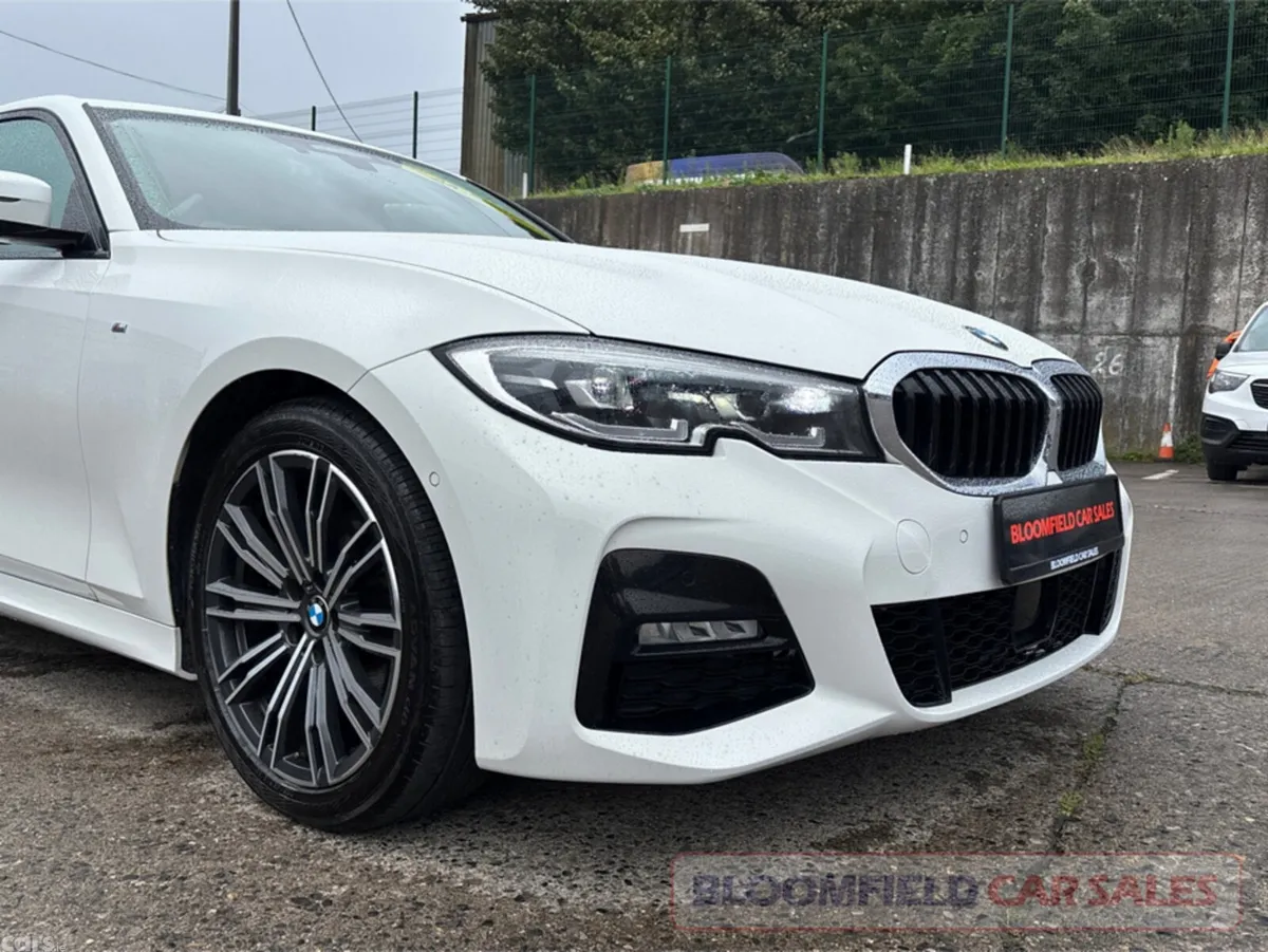 BMW 3-Series Saloon, Diesel, 2019, White
