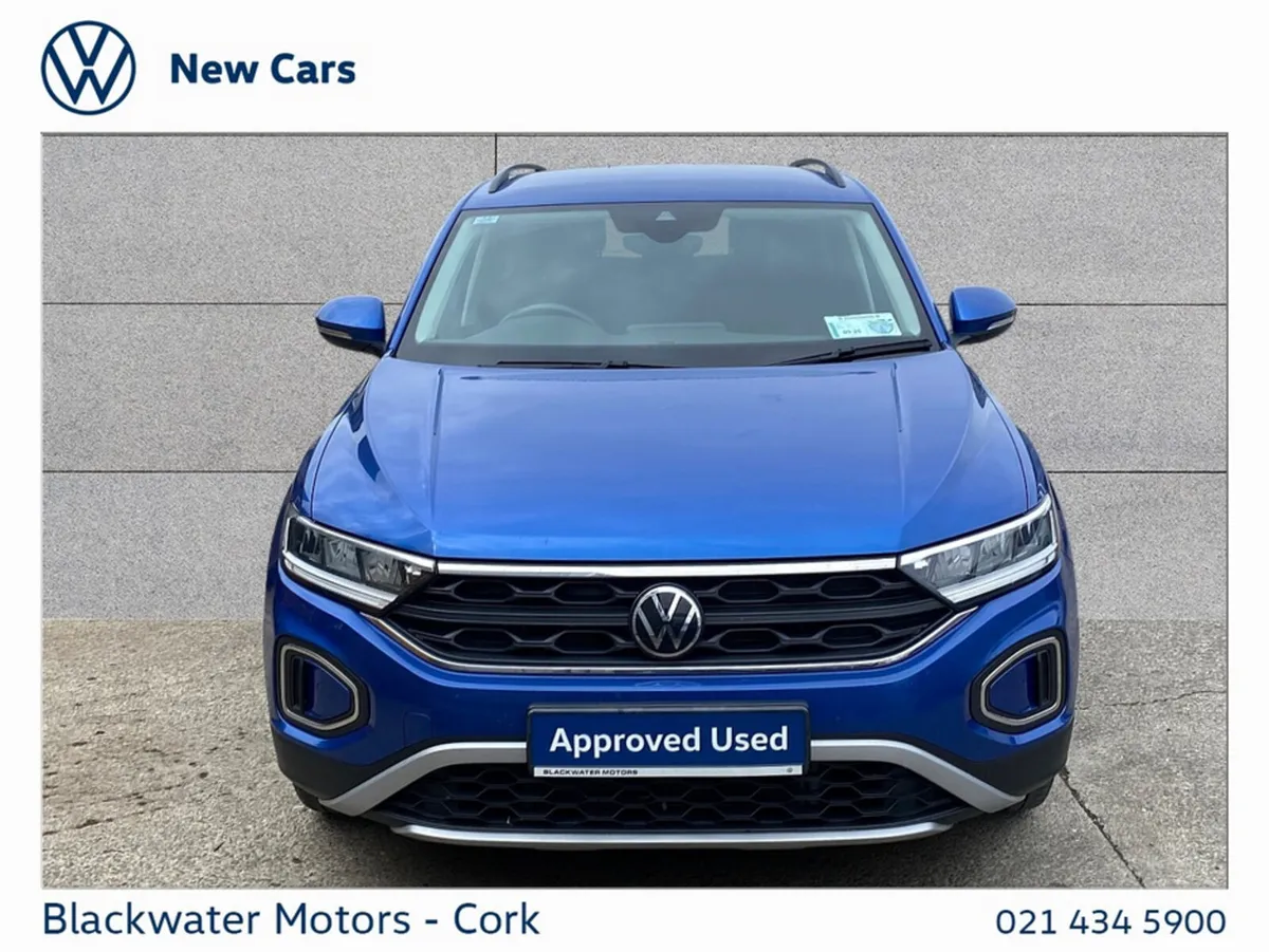Volkswagen T-Roc SUV, Diesel, 2024, Blue
