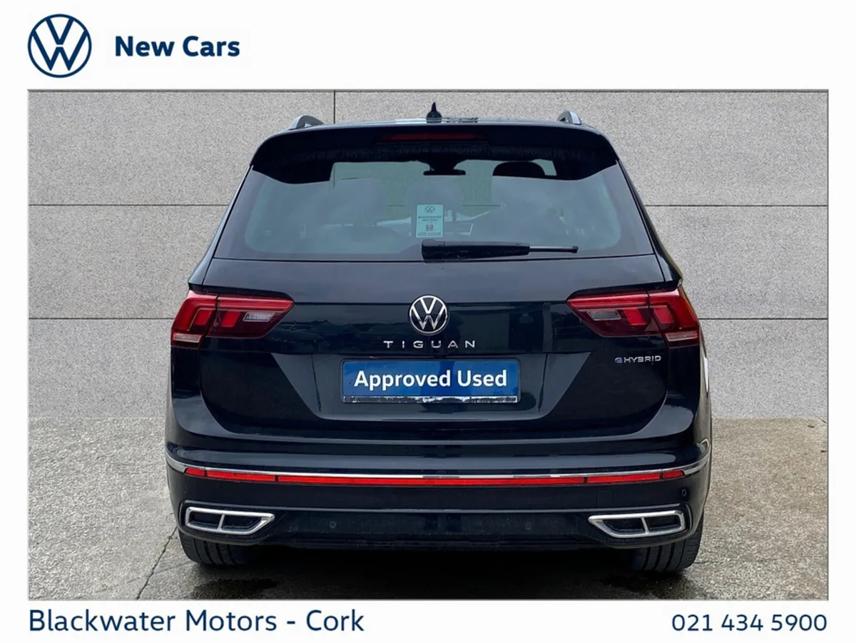 Volkswagen Tiguan Hatchback, Diesel, 2023, Black