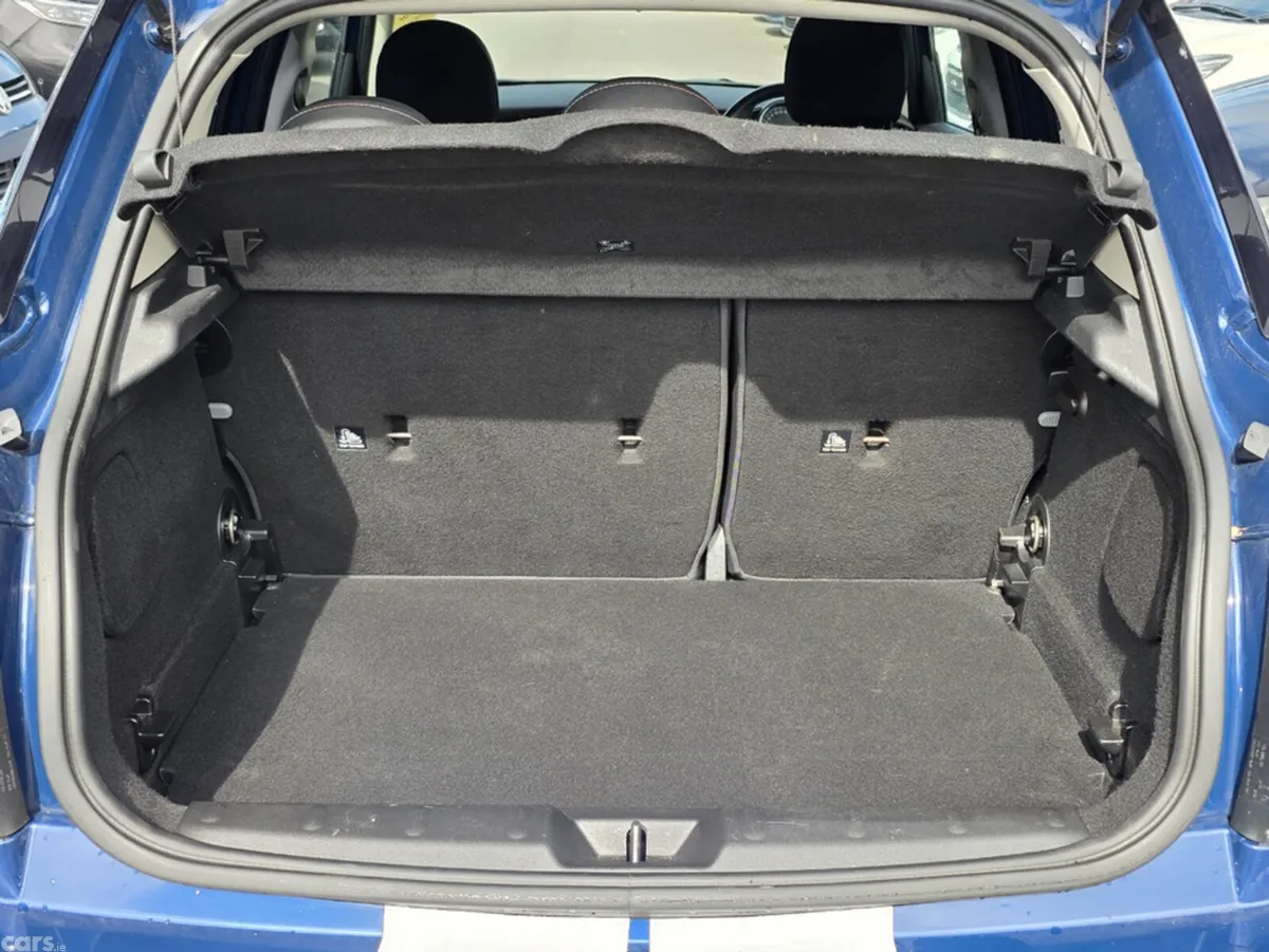 Mini Cooper Hatchback, Diesel, 2017, Blue