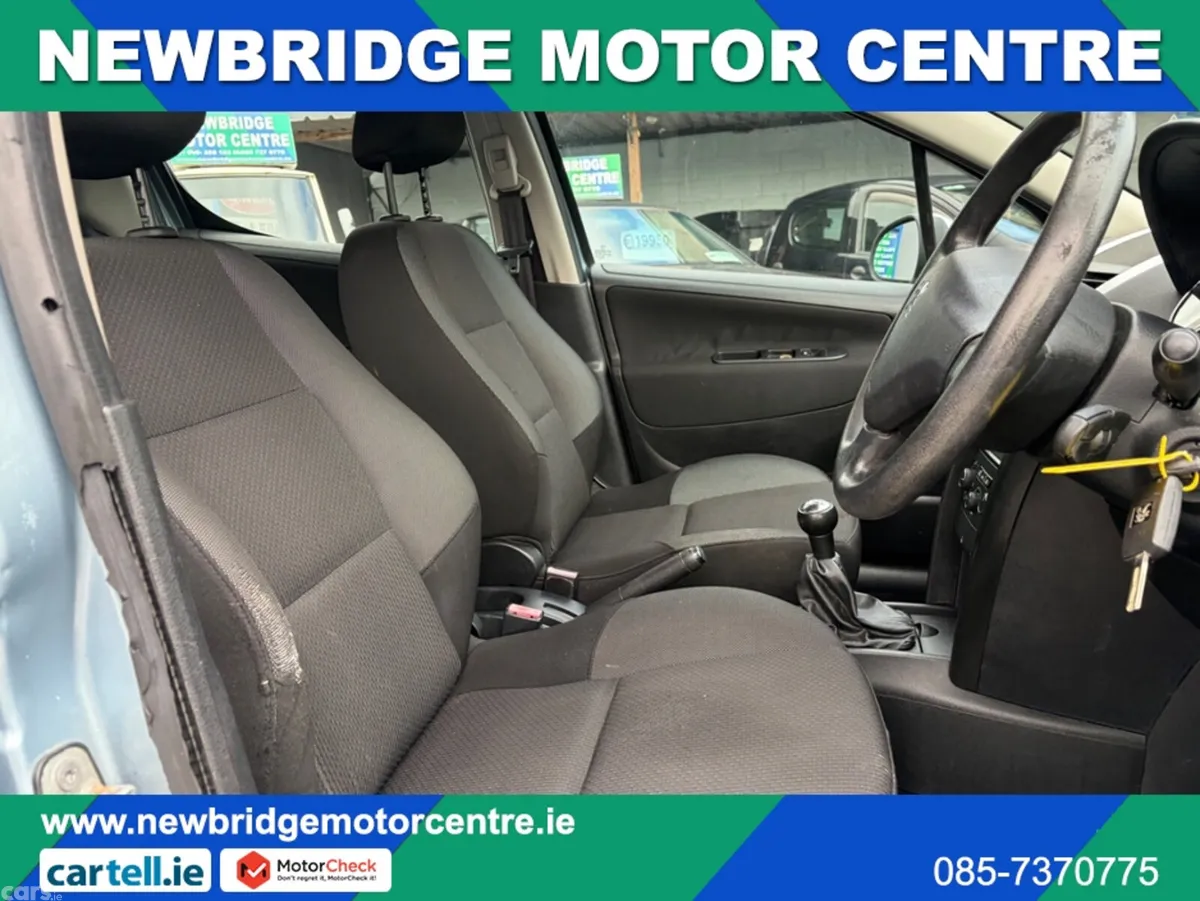 Peugeot 207 Hatchback, Petrol, 2009, Blue
