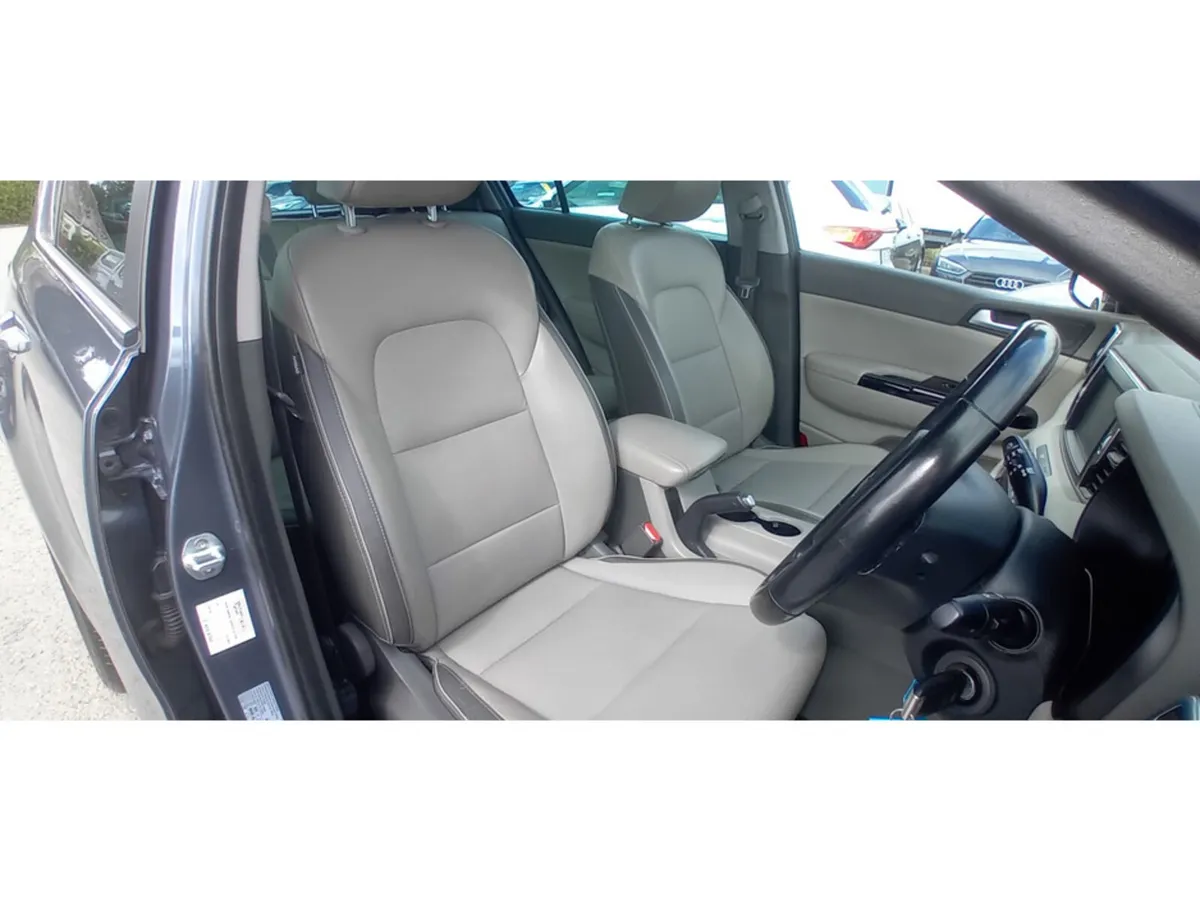 Kia Sportage MPV, Diesel, 2017, Blue