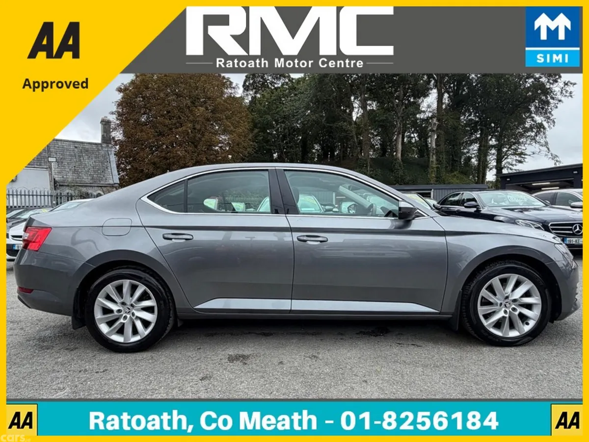 Skoda Superb Hatchback, Diesel, 2023, Grey