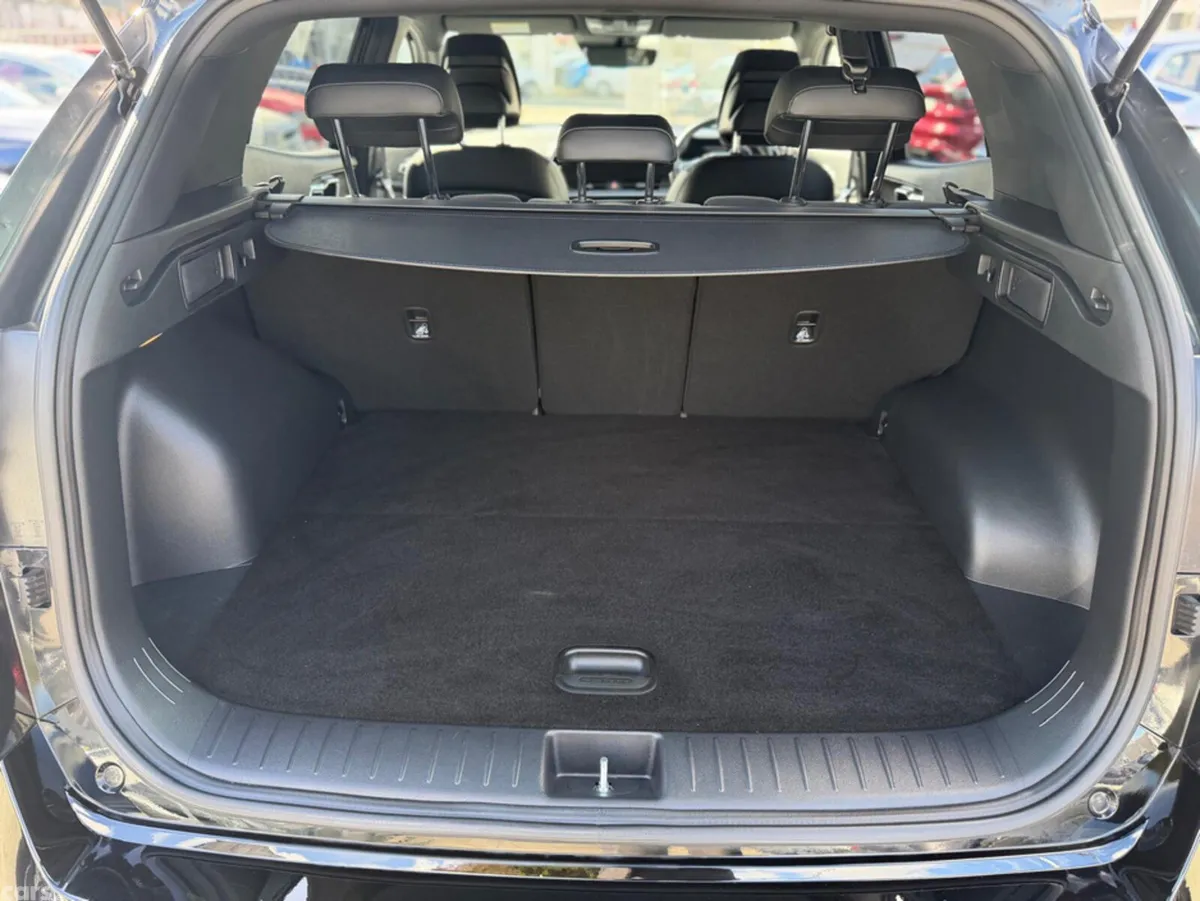 Kia Sportage SUV, Petrol Plug-in Hybrid, 2024, Black