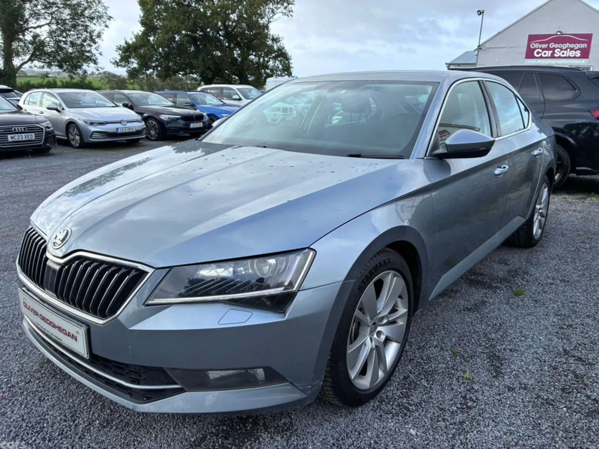 Skoda Superb Hatchback, Diesel, 2017, Grey