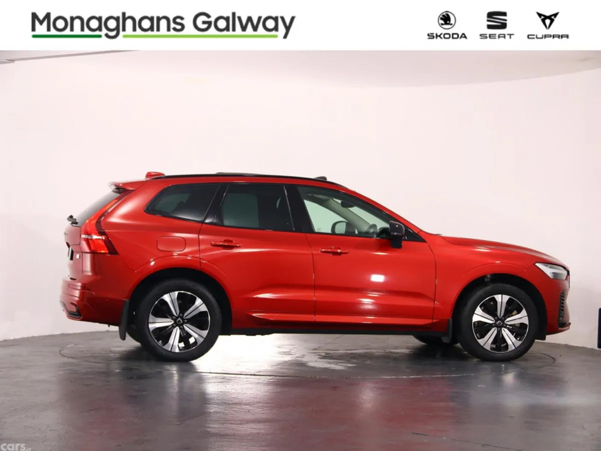 Volvo XC60 SUV, Petrol Plug-in Hybrid, 2023, Orange