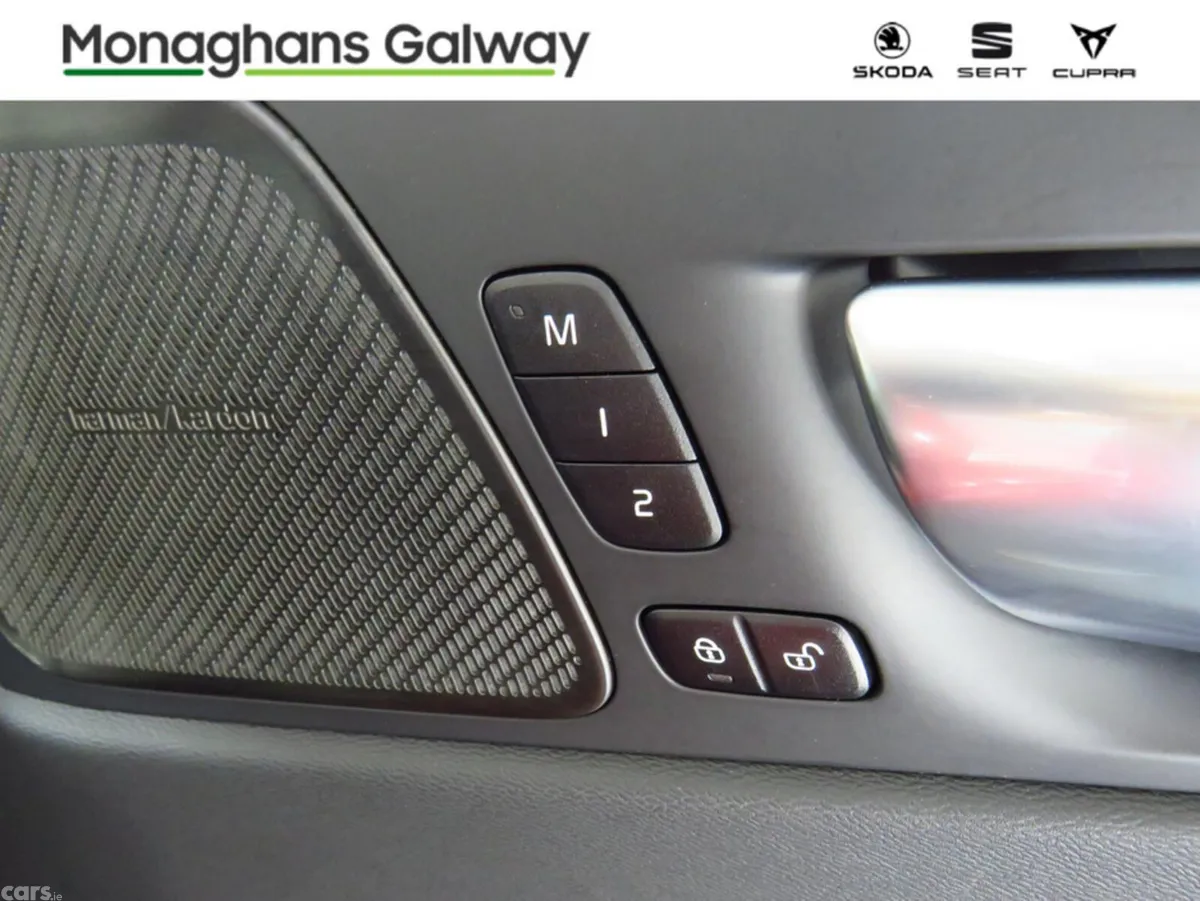 Volvo XC60 SUV, Petrol Plug-in Hybrid, 2023, Orange