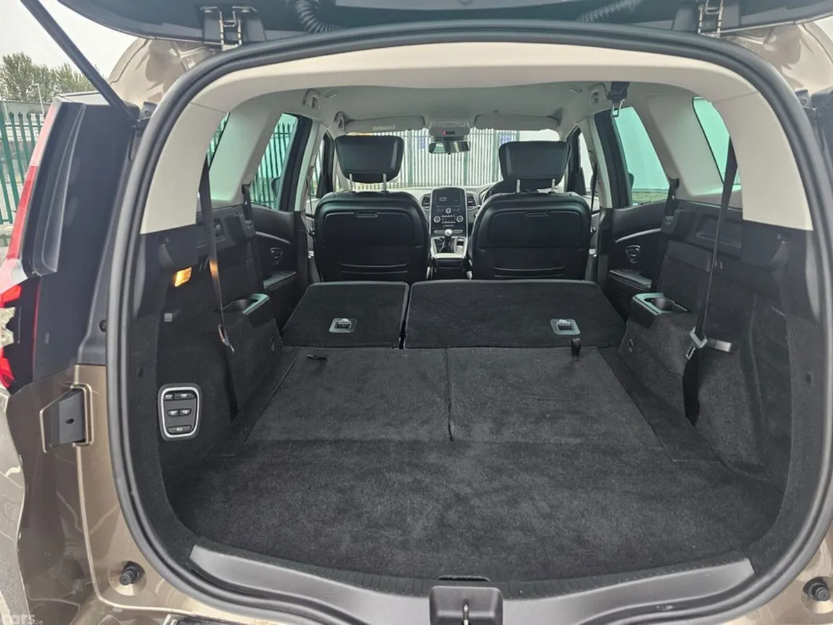 Renault Grand Scenic Hatchback, Diesel, 2017, Brown