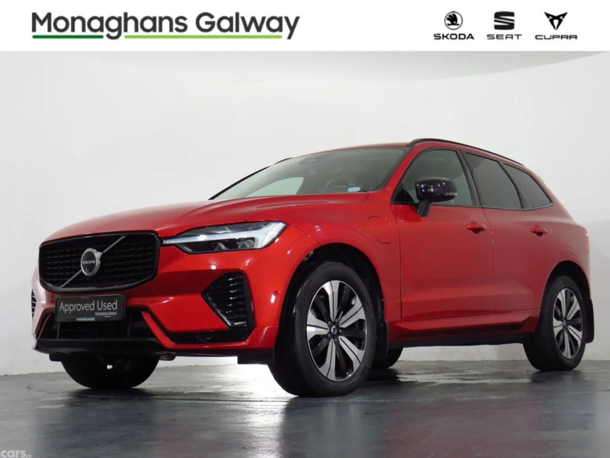 Volvo XC60 SUV, Petrol Plug-in Hybrid, 2023, Orange