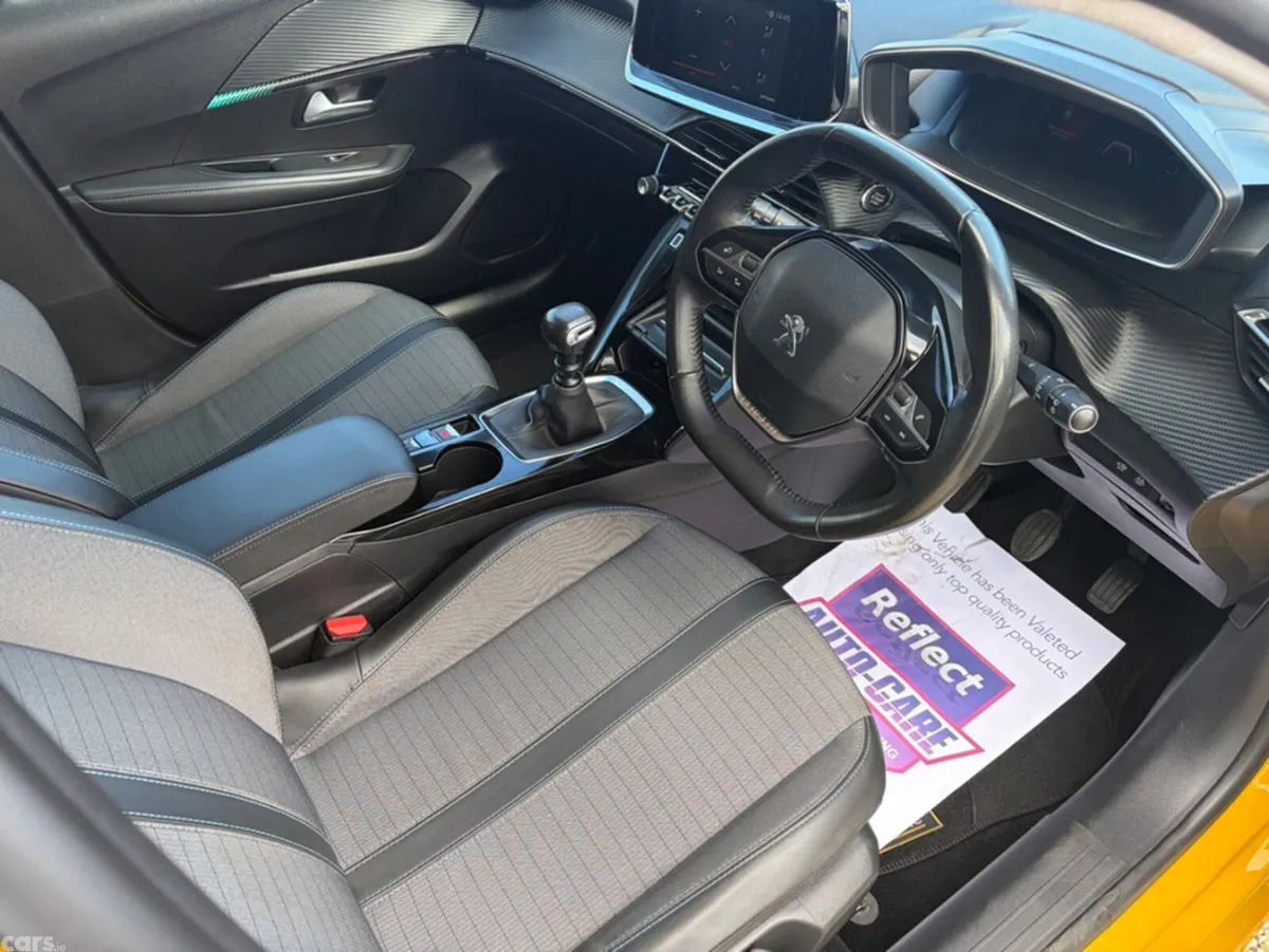 Peugeot 208 Hatchback, Petrol, 2020, Yellow