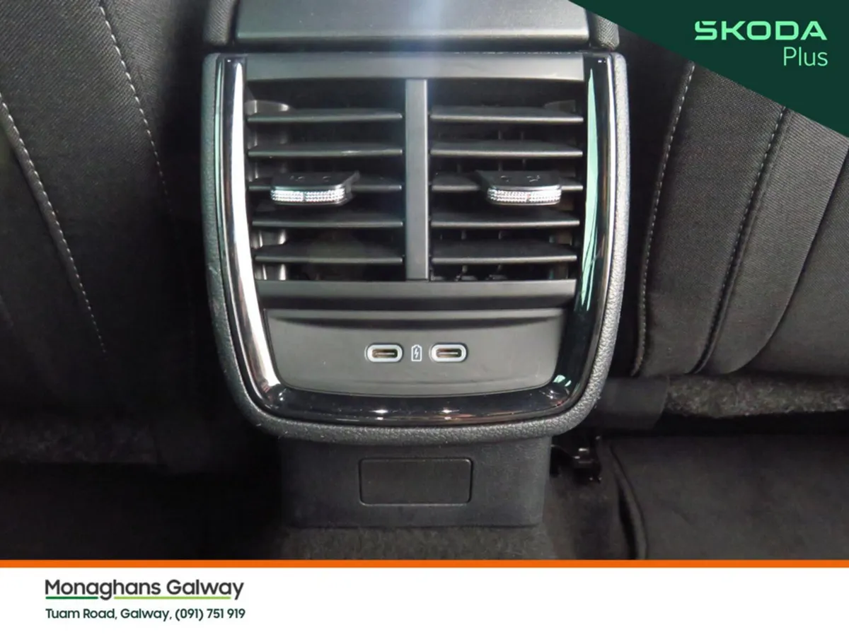 Skoda Kamiq Hatchback, Petrol, 2023, Black