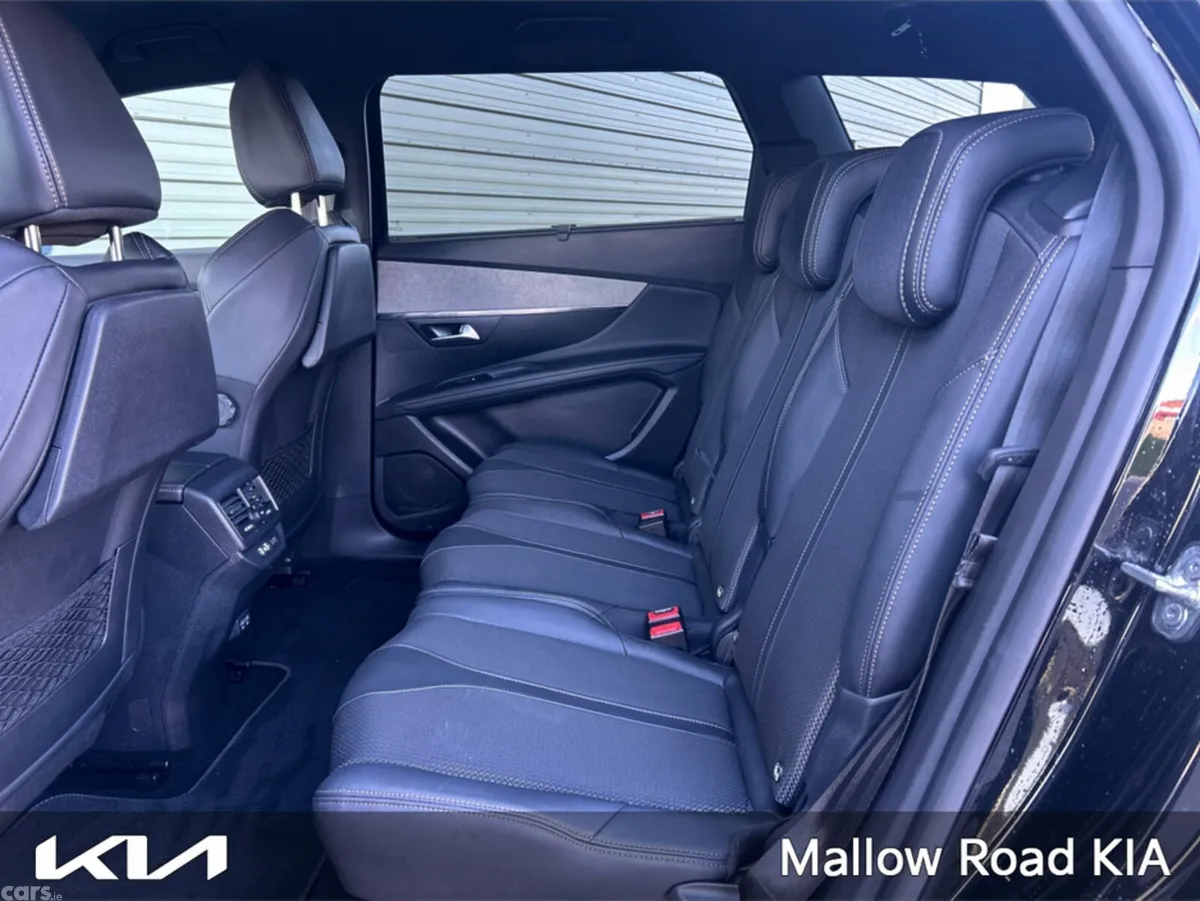 Peugeot 5008 SUV, Diesel, 2024, Black