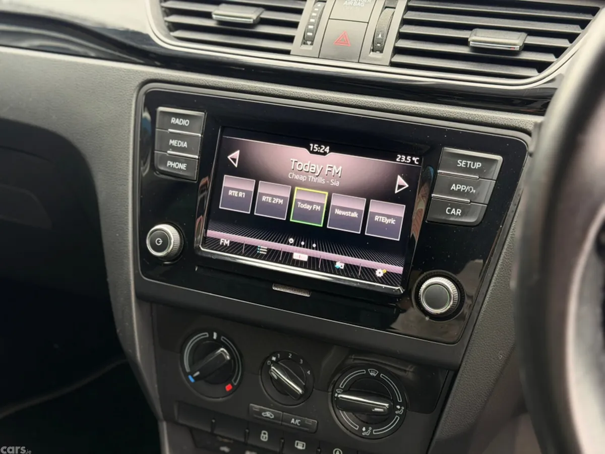 Skoda Rapid Saloon, Petrol, 2017, Bronze