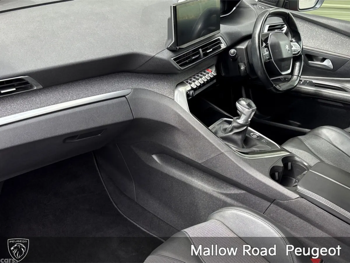 Peugeot 3008 SUV, Diesel, 2021, Red