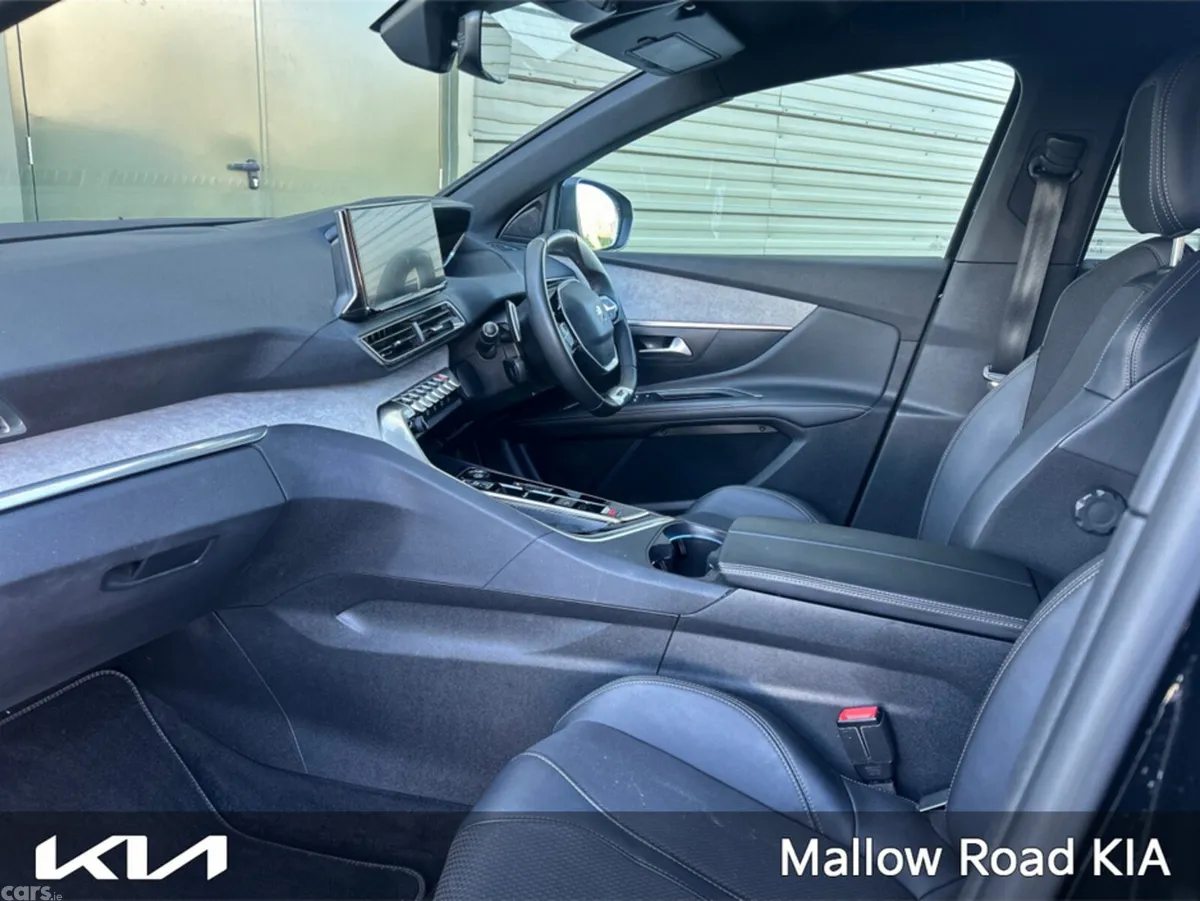 Peugeot 5008 SUV, Diesel, 2024, Black