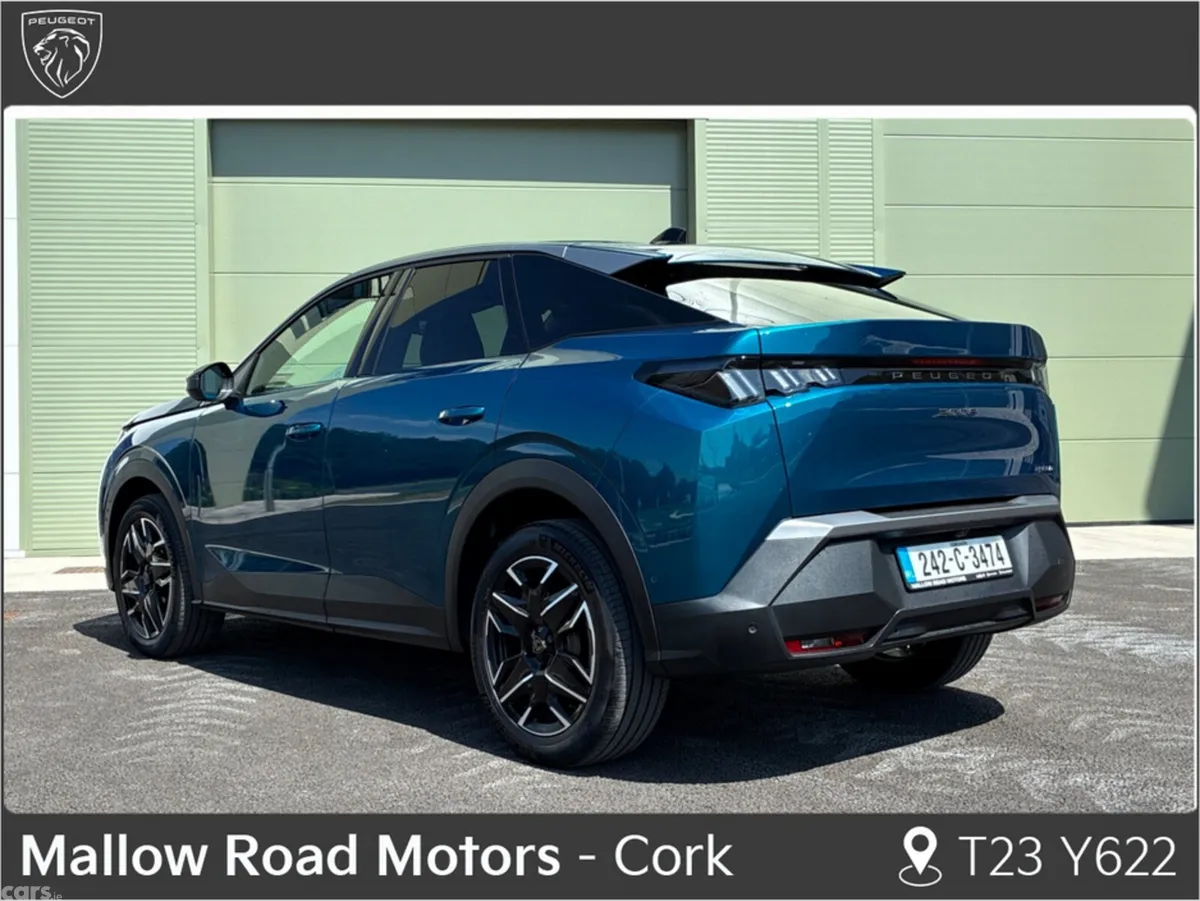 Peugeot 3008 SUV, Petrol Hybrid, 2024, Blue