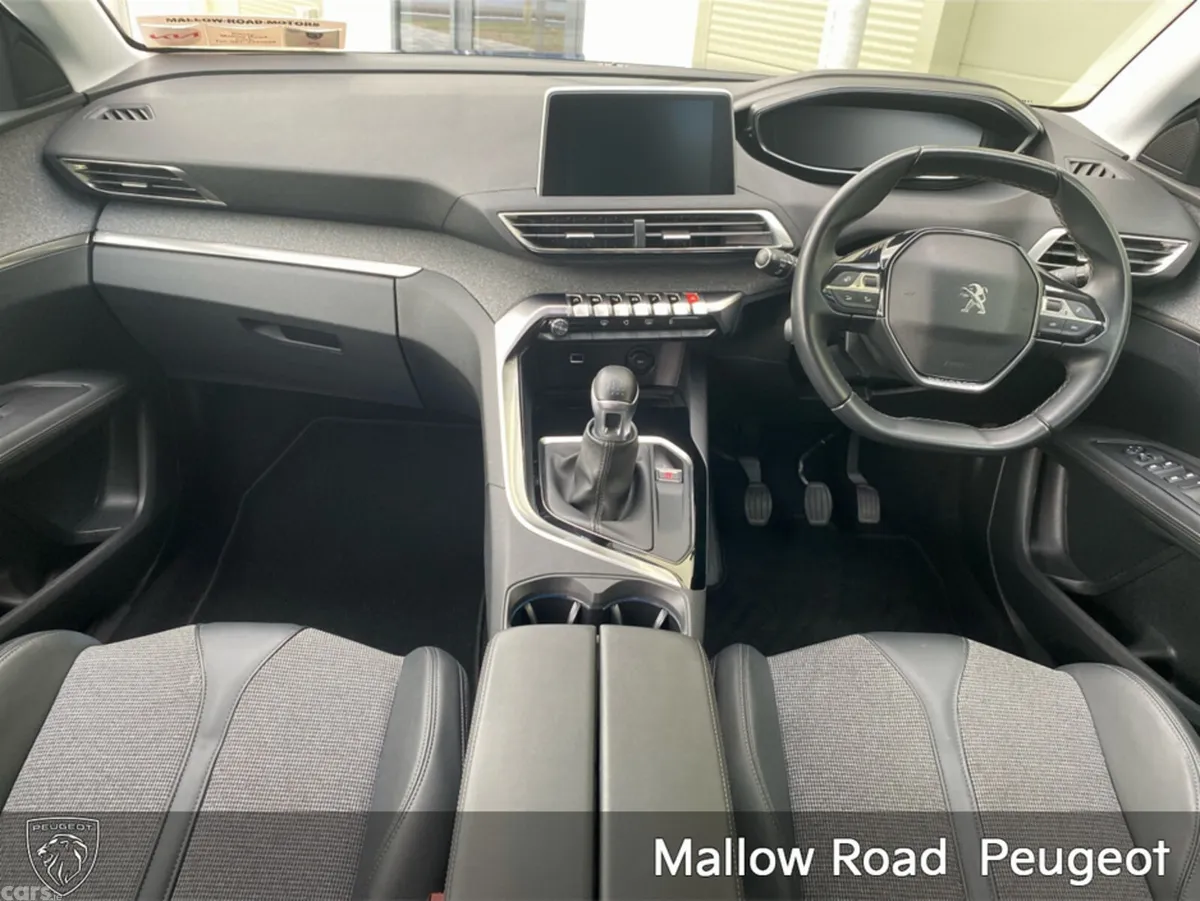 Peugeot 3008 SUV, Petrol, 2020, Blue