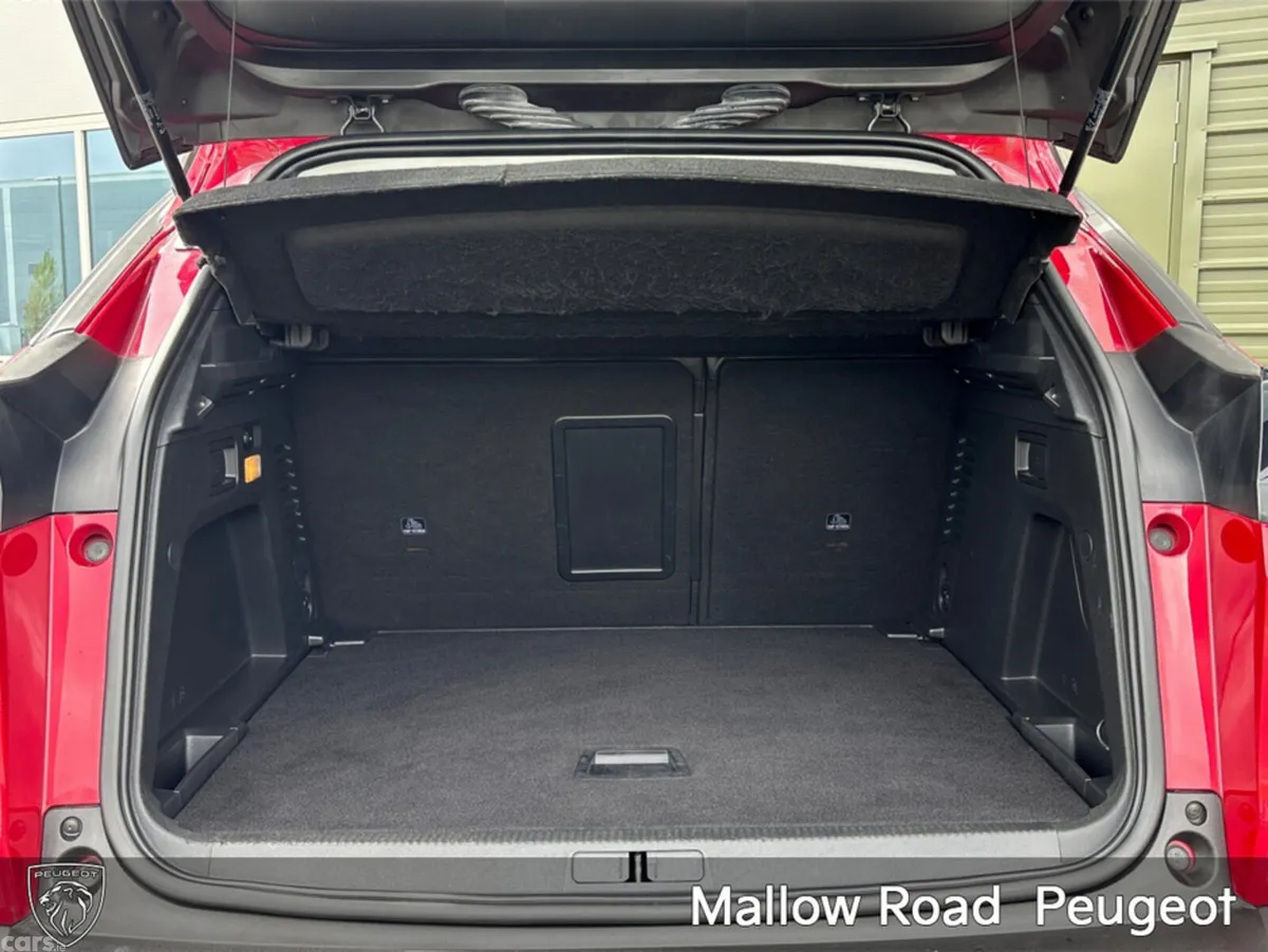 Peugeot 3008 SUV, Diesel, 2021, Red