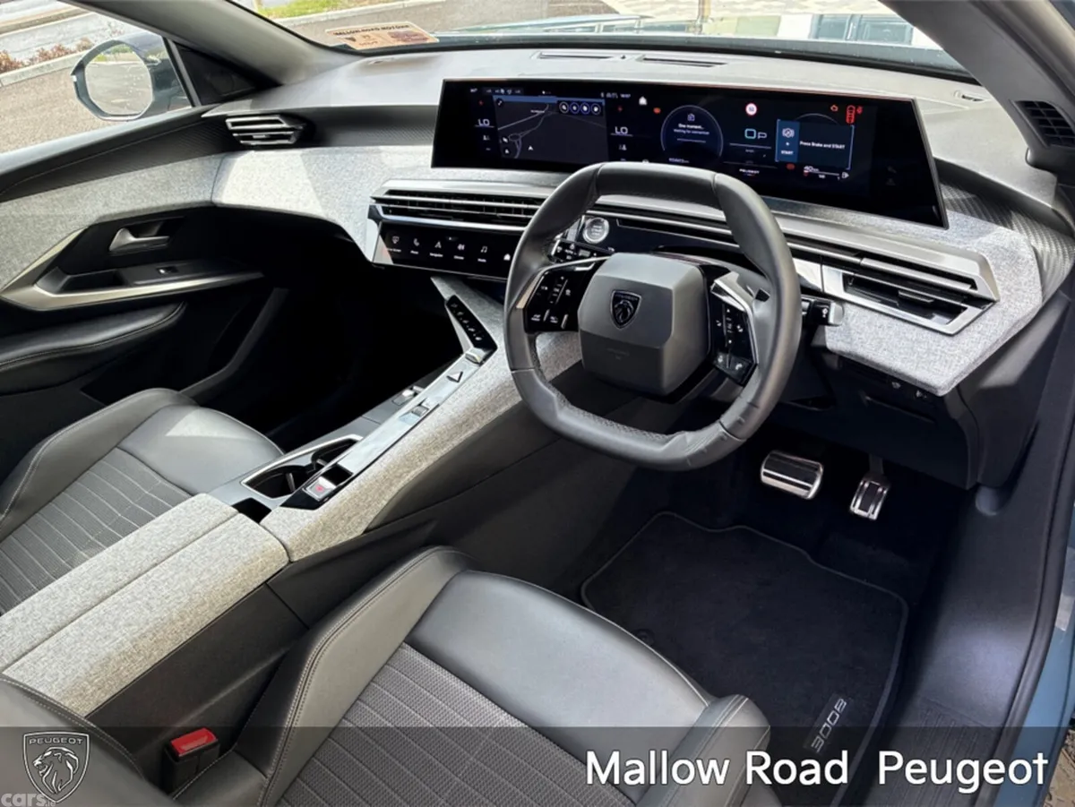 Peugeot 3008 SUV, Petrol Hybrid, 2024, Blue