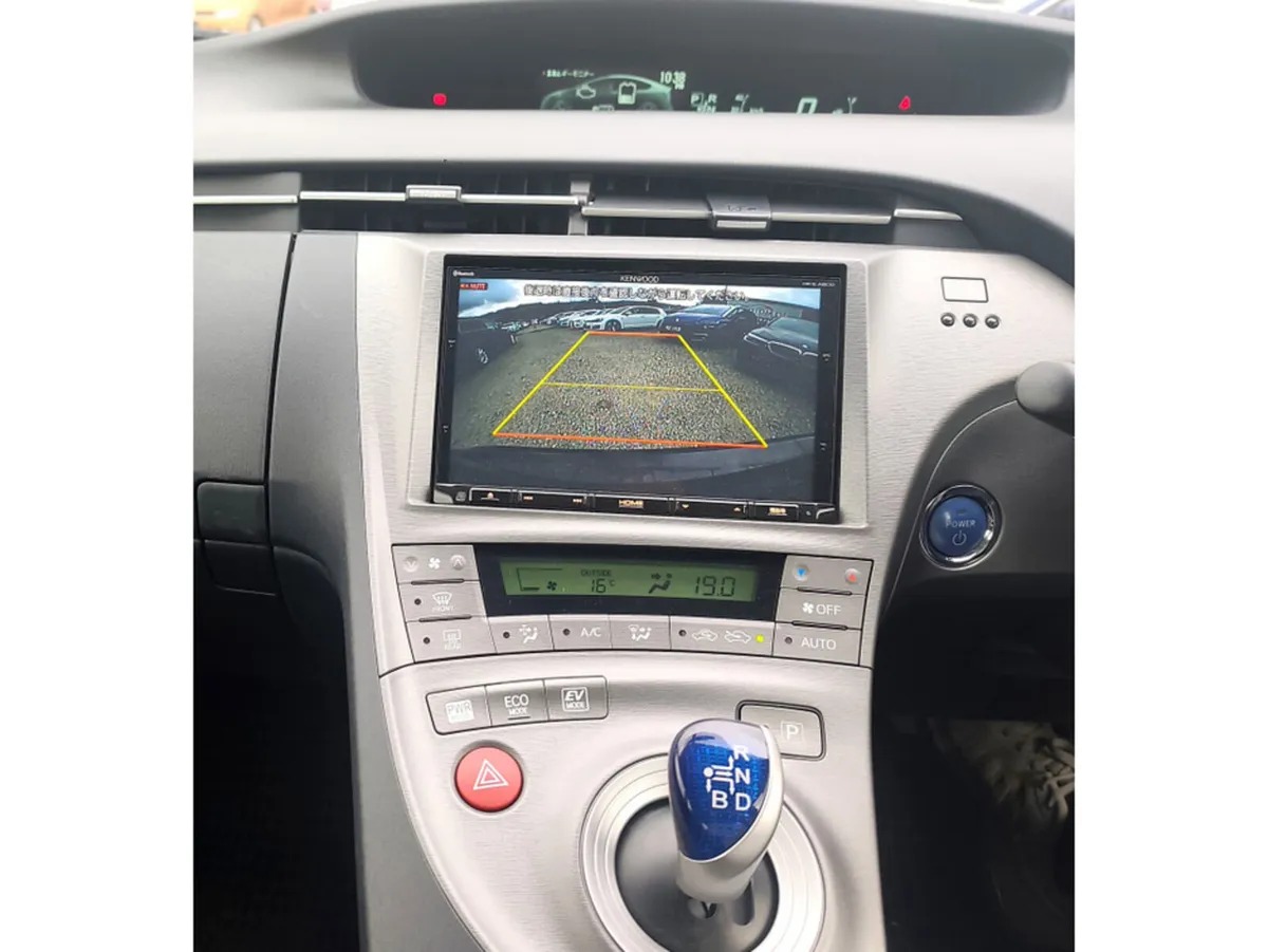 Toyota Prius Hatchback, Petrol Hybrid, 2015, Purple