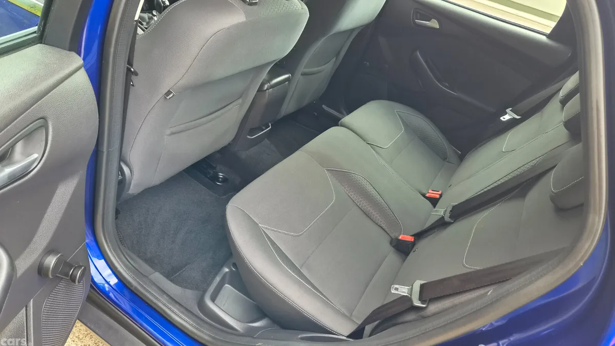 Ford Focus Hatchback, Diesel, 2016, Blue