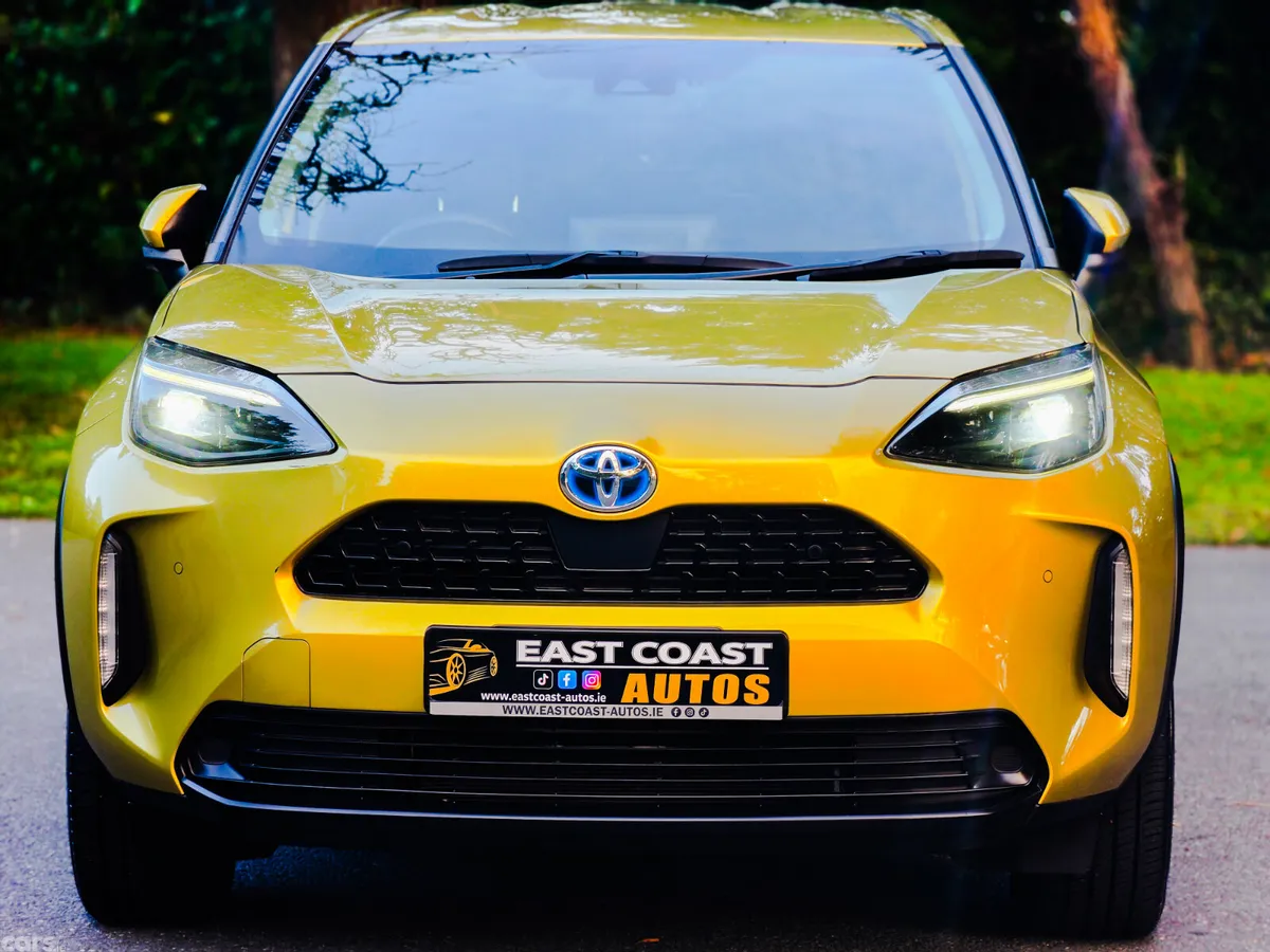 Toyota Yaris Cross Estate, Petrol Hybrid, 2021, Gold