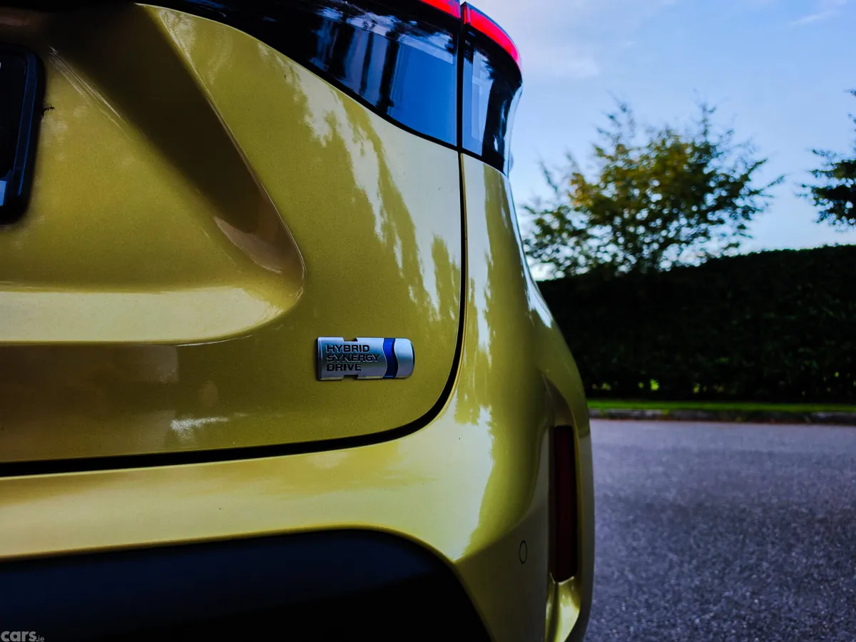 Toyota Yaris Cross Estate, Petrol Hybrid, 2021, Gold