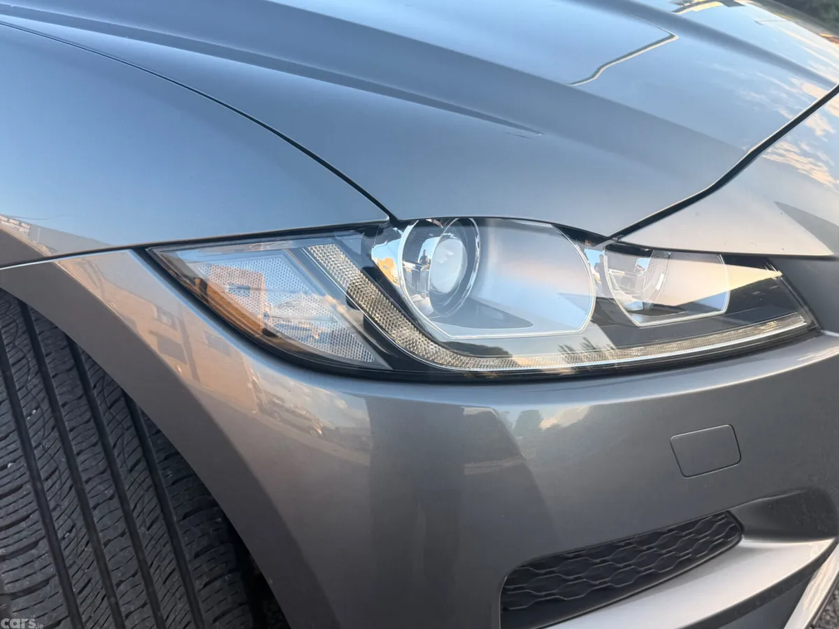 Jaguar F-Pace SUV, Diesel, 2017, Grey
