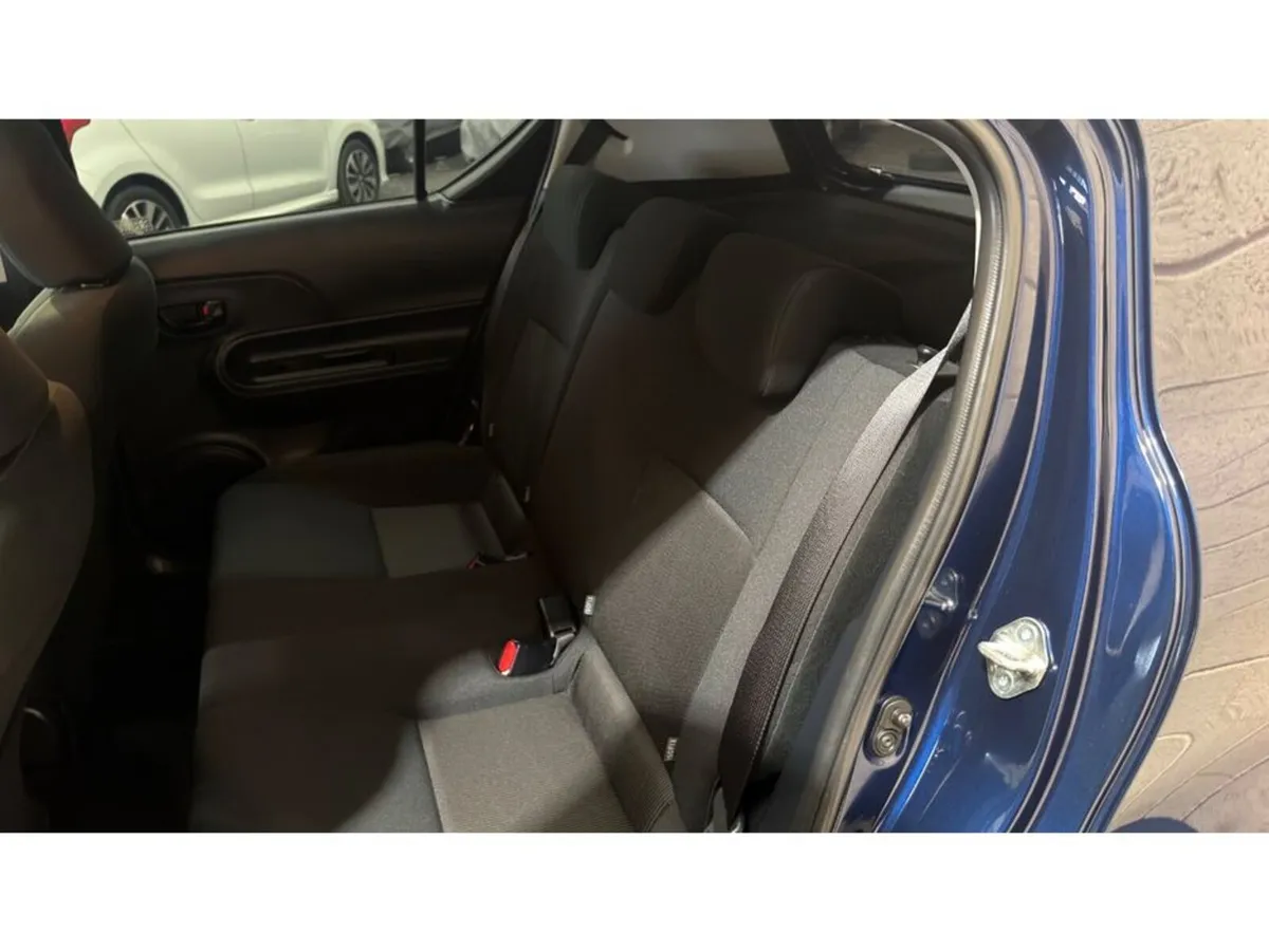 Toyota Aqua Hatchback, Petrol Hybrid, 2019, Blue