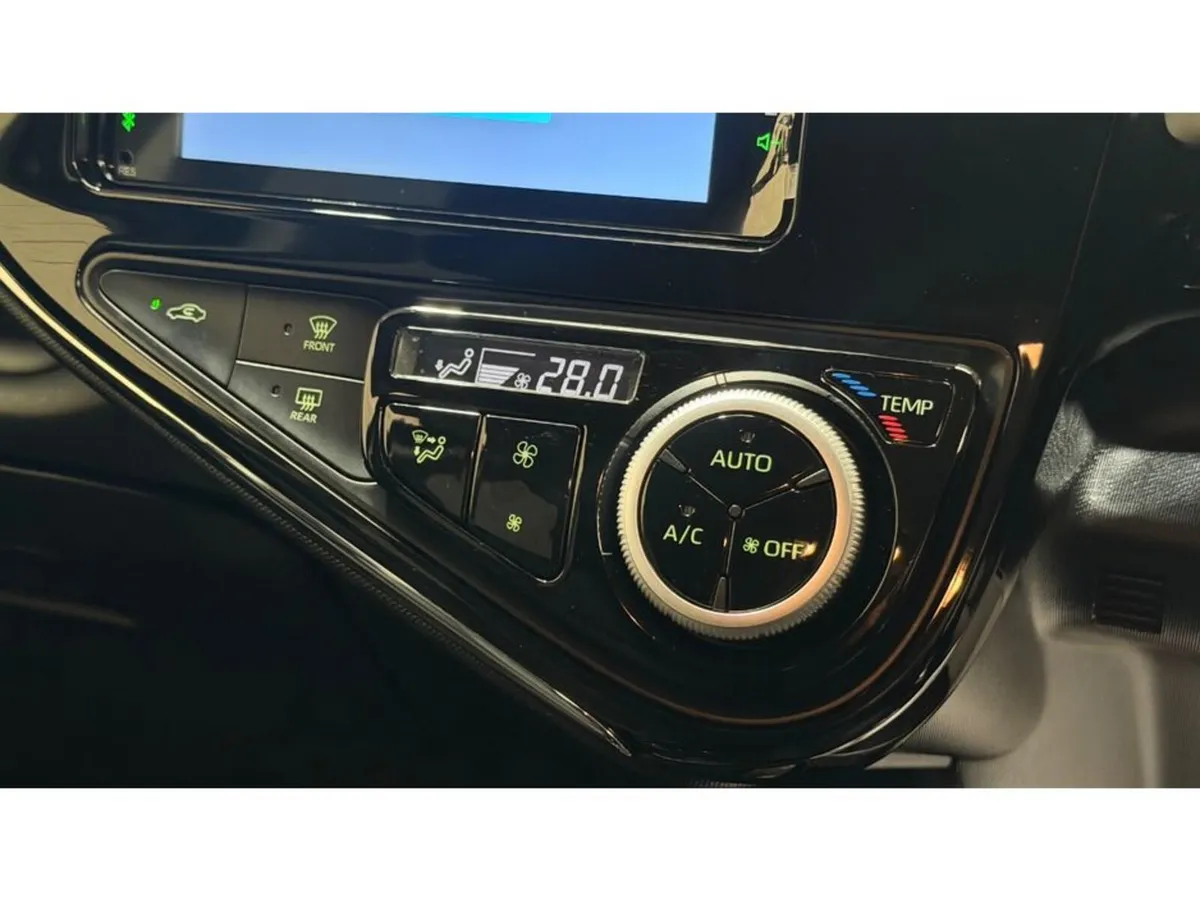 Toyota Aqua Hatchback, Petrol Hybrid, 2019, Blue