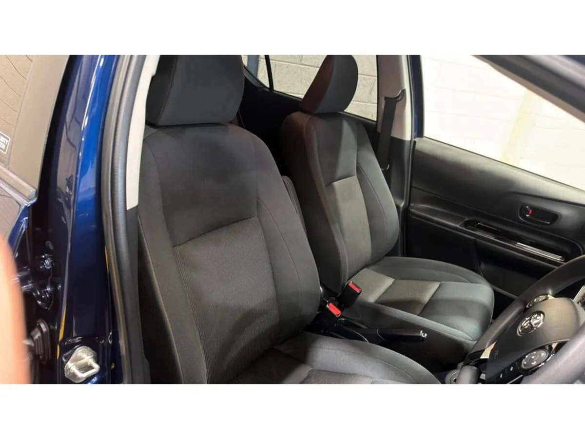 Toyota Aqua Hatchback, Petrol Hybrid, 2019, Blue