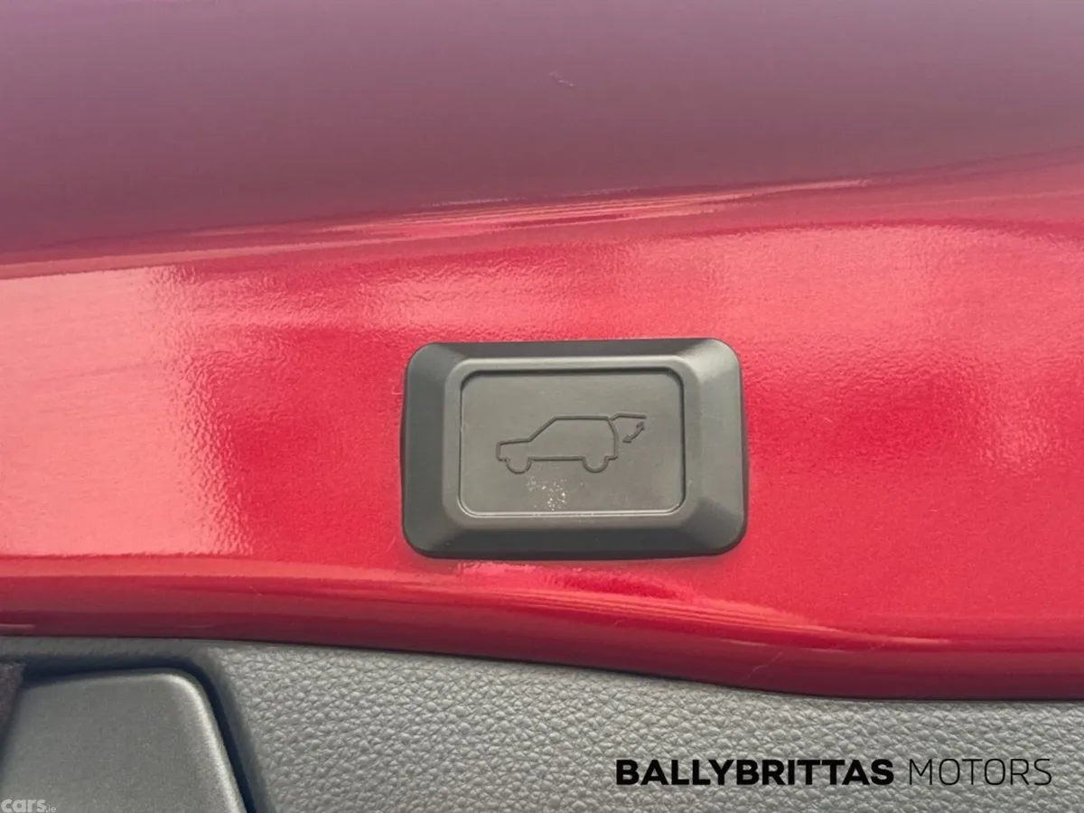 Toyota RAV4 SUV, Petrol Hybrid, 2024, Red