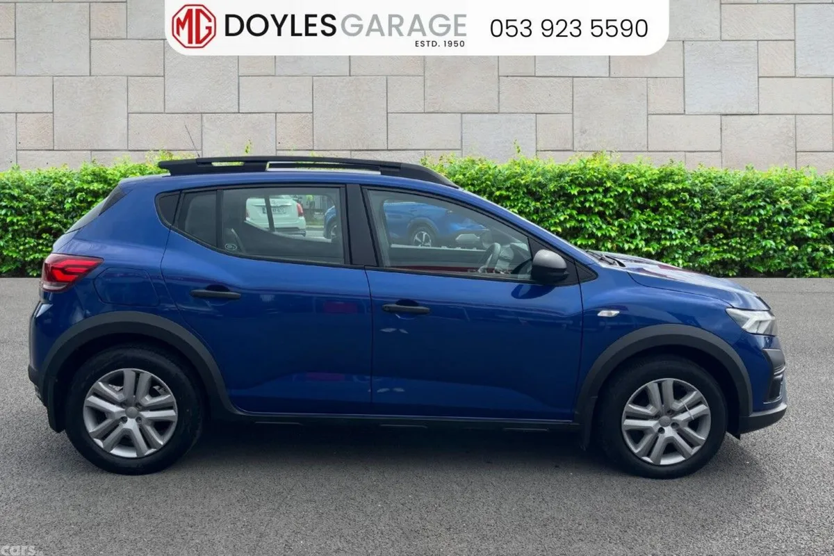 Dacia Sandero Stepway Hatchback, Petrol, 2023, Blue