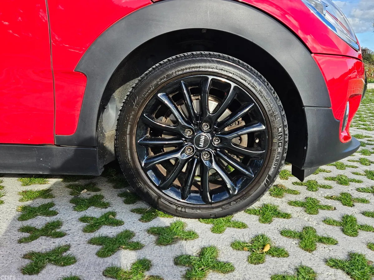 Mini Clubman Hatchback, Diesel, 2019, Red