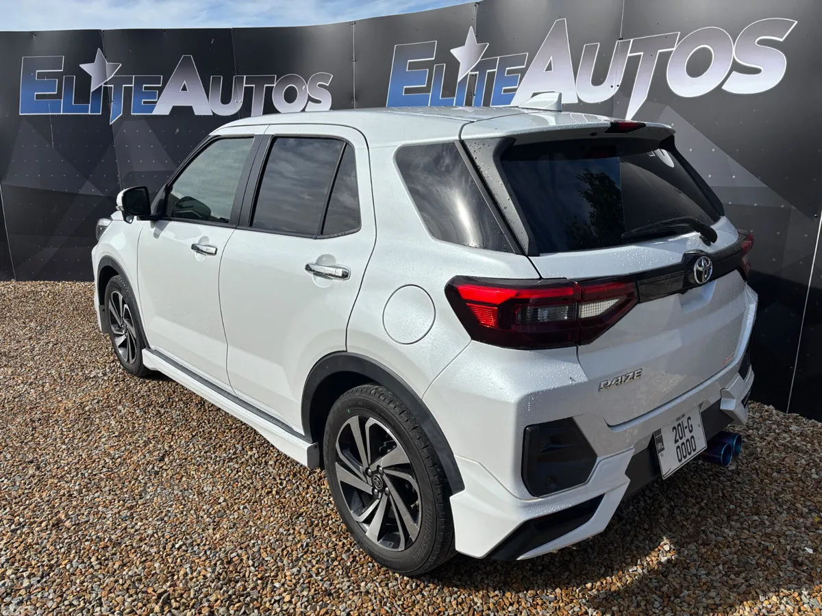 Toyota Raize Hatchback, Petrol, 2020, White