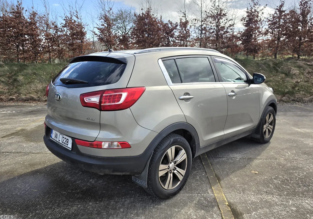 Kia Sportage SUV, Diesel, 2014, Silver