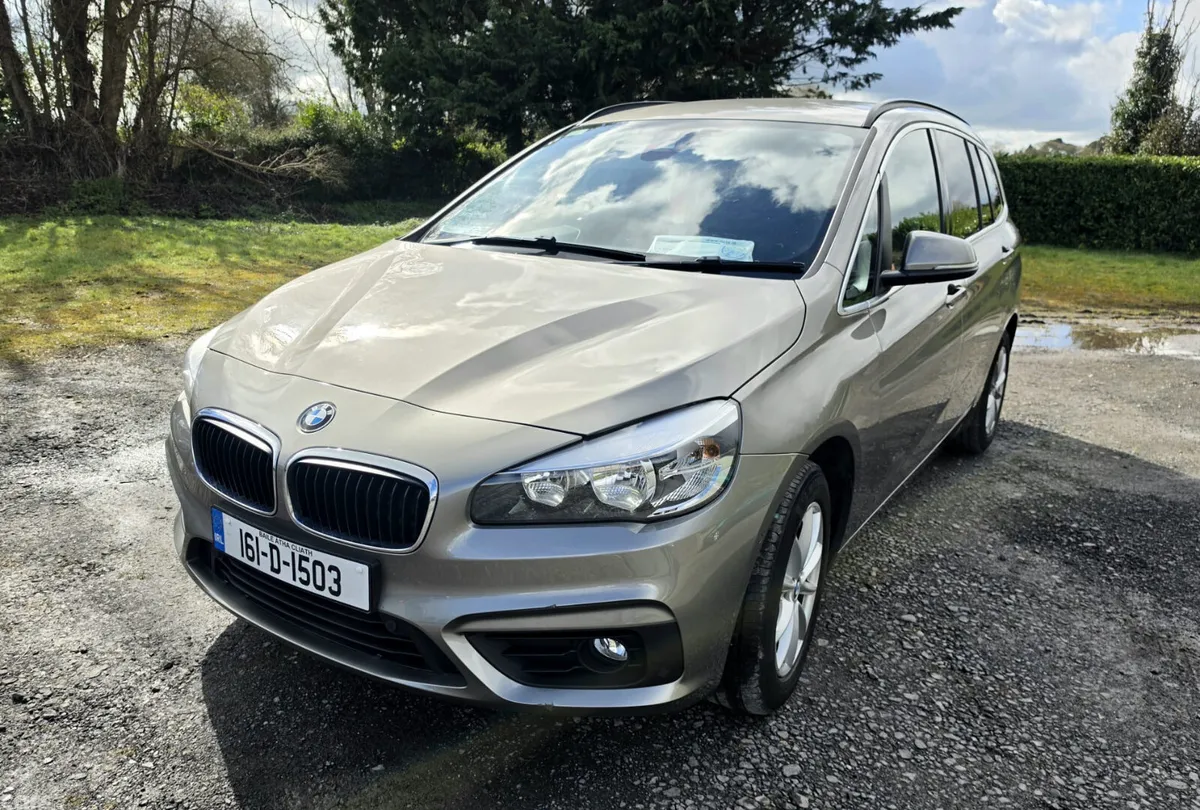 BMW 2-Series Estate/Jeep, Petrol, 2016, Silver