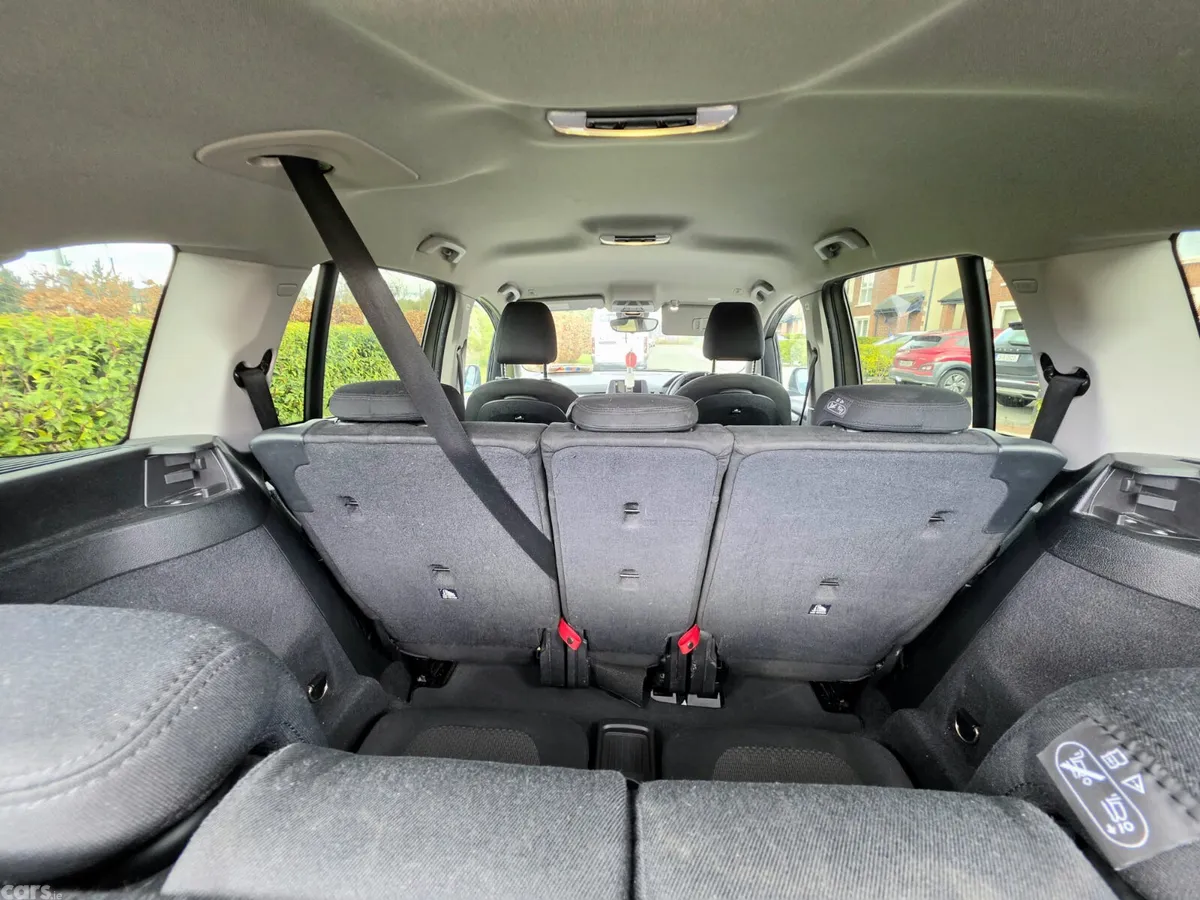 BMW 2-Series Estate/Jeep, Petrol, 2016, Silver