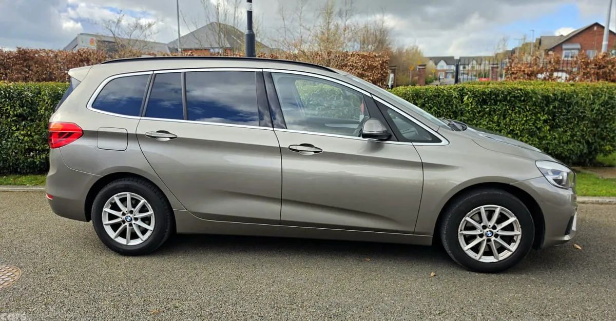 BMW 2-Series Estate/Jeep, Petrol, 2016, Silver