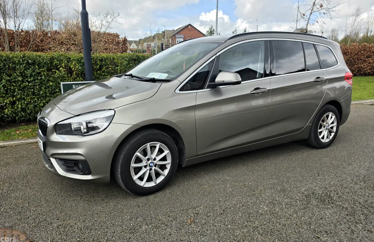BMW 2-Series Estate/Jeep, Petrol, 2016, Silver