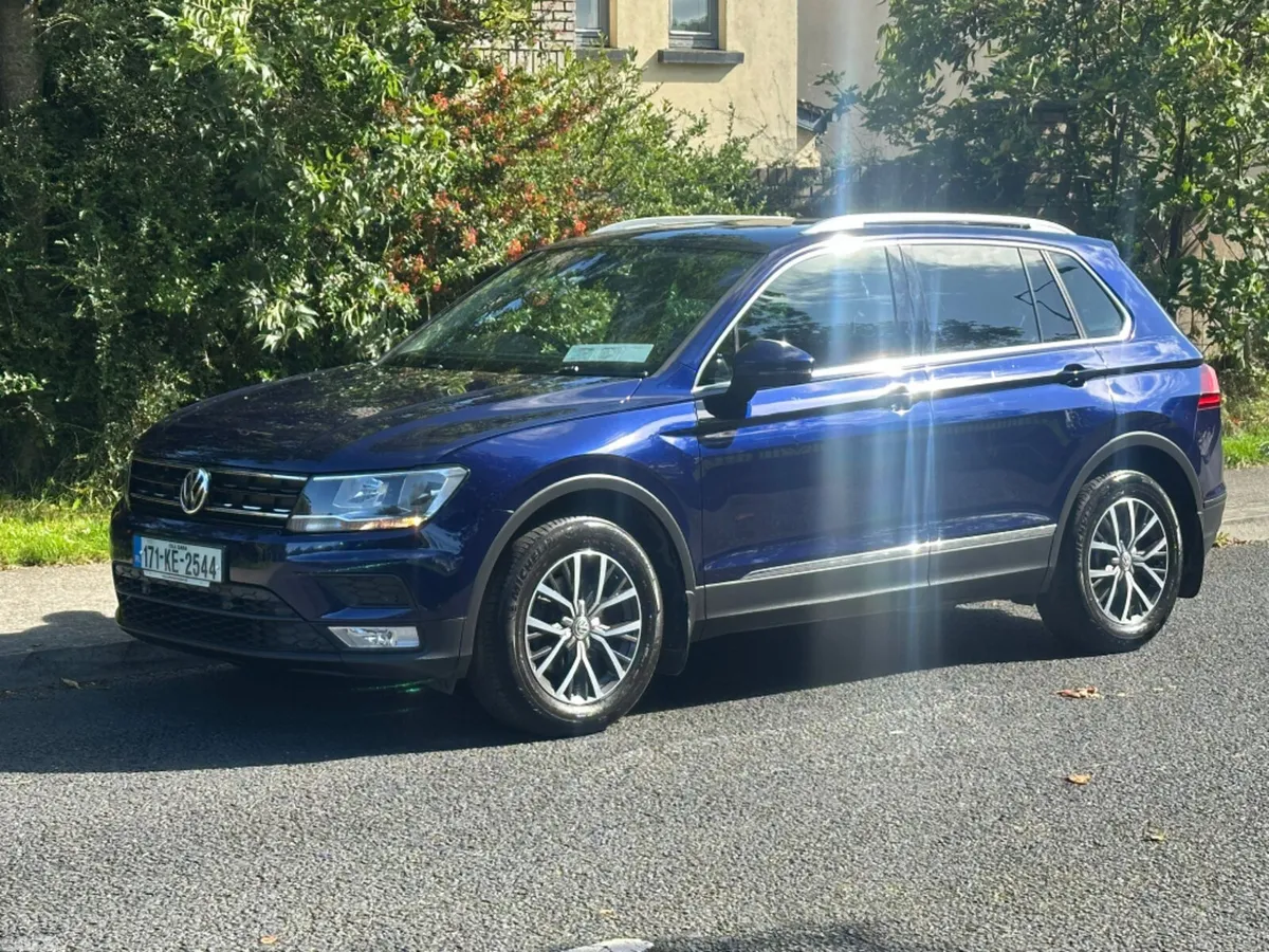 Volkswagen Tiguan Hatchback, Diesel, 2017, Blue