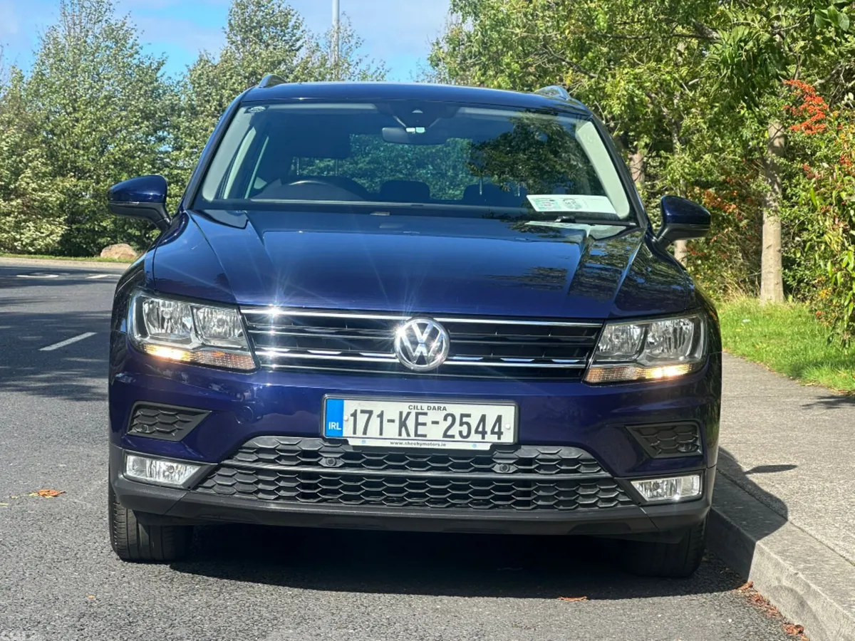 Volkswagen Tiguan Hatchback, Diesel, 2017, Blue