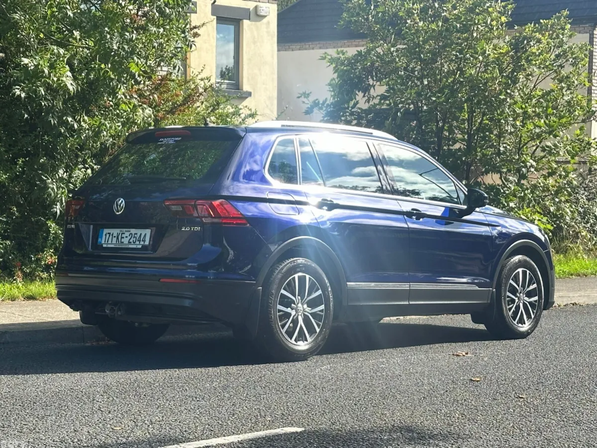 Volkswagen Tiguan Hatchback, Diesel, 2017, Blue