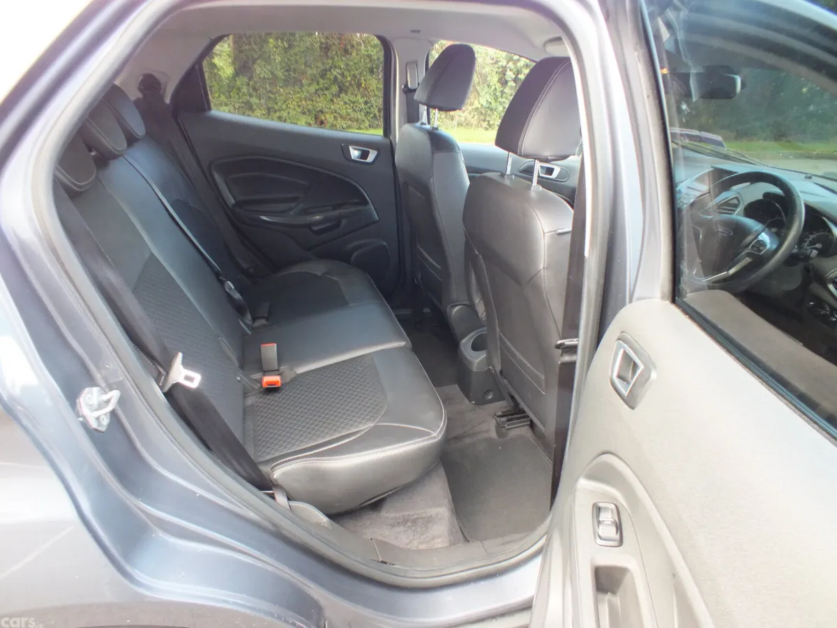 Ford EcoSport SUV, Petrol, 2017, Grey