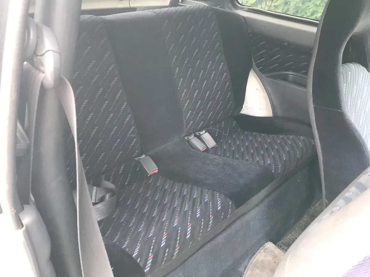 Toyota Starlet Hatchback, Petrol, 1995, White