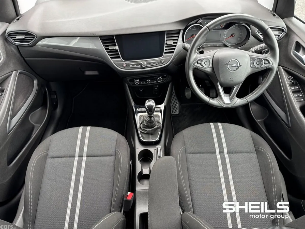 Opel Crossland SUV, Diesel, 2024, Grey