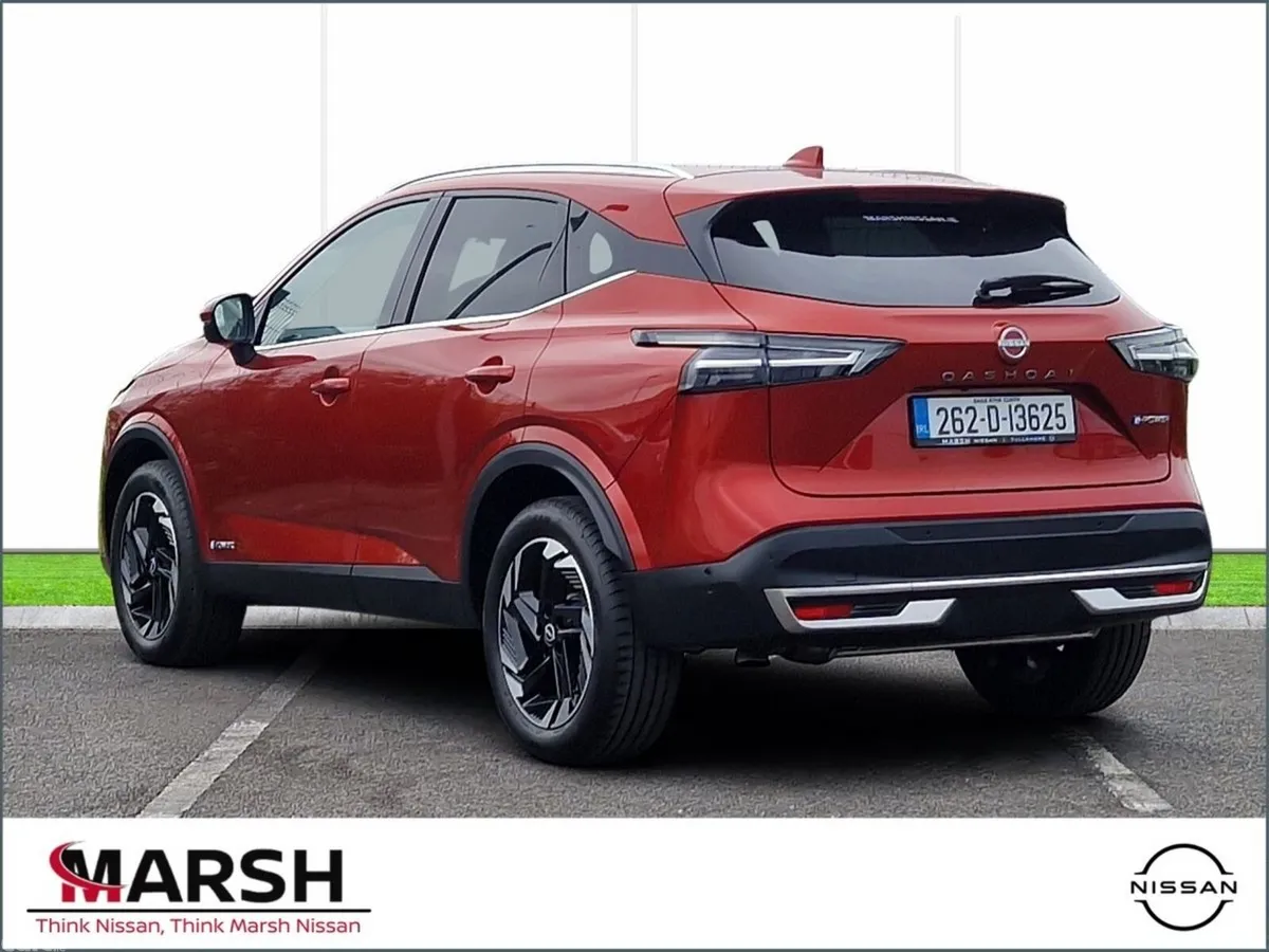 Nissan Qashqai MPV, Petrol Hybrid, 2026, Red
